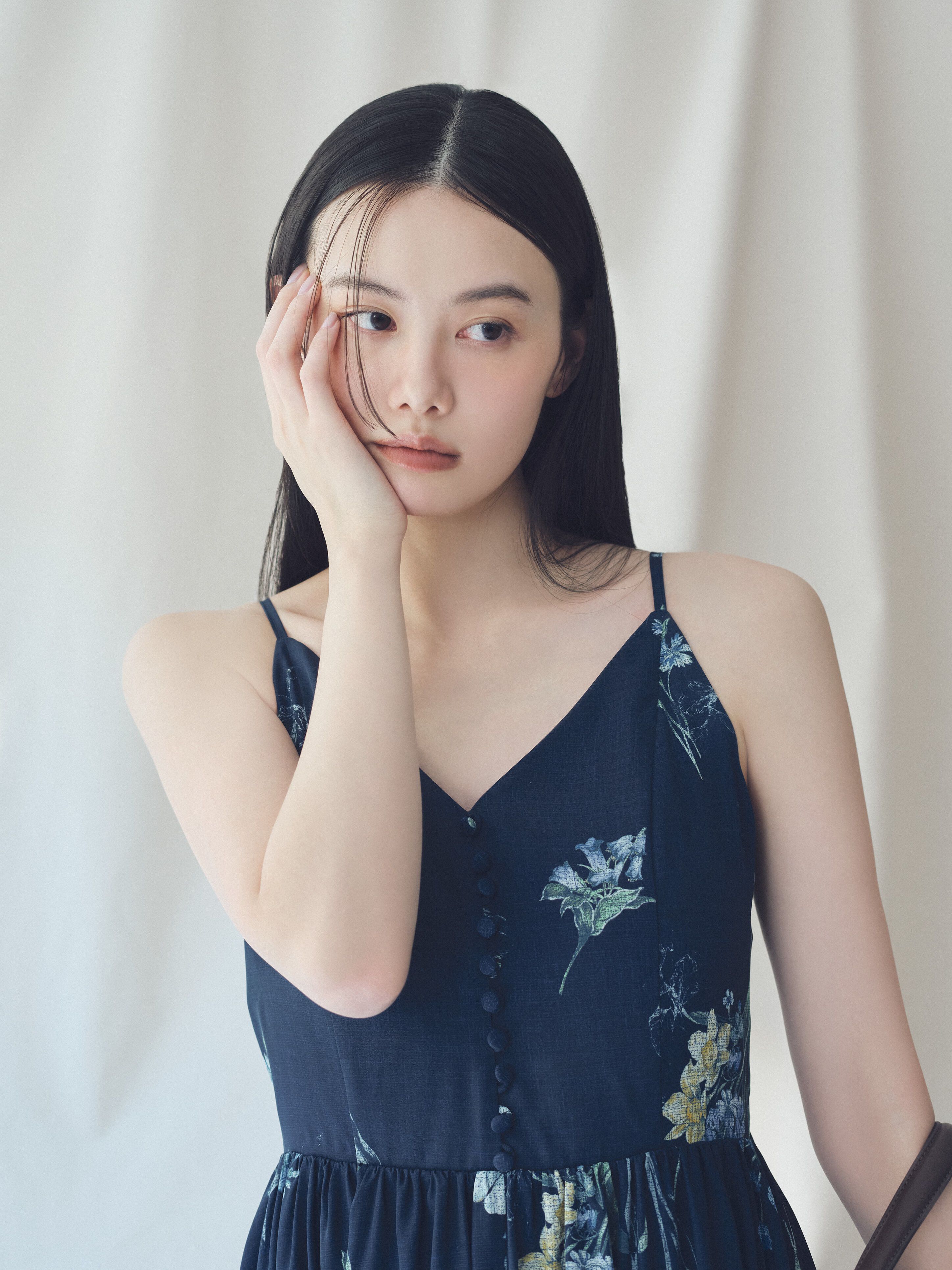 FRAY I.D「【00サイズ】ボタニカルプリントキャミソールワンピース」|ワンピース|