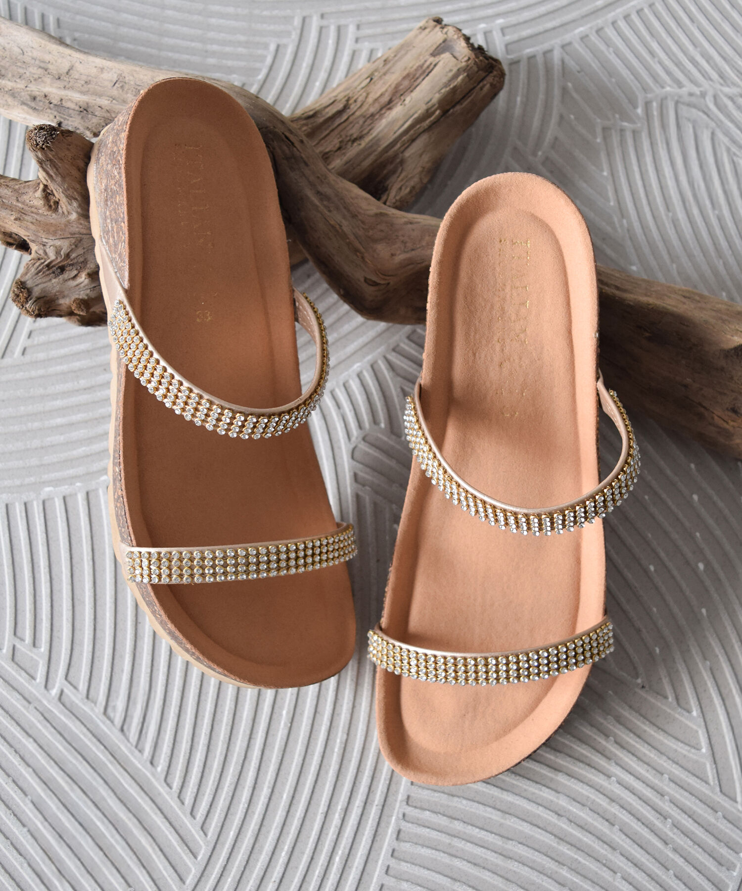 IMPORT SELECT「【ITALIAN SHOEMAKERS】ダブルラインストーンクッションインソールサンダル(952210)」|サンダル|GD