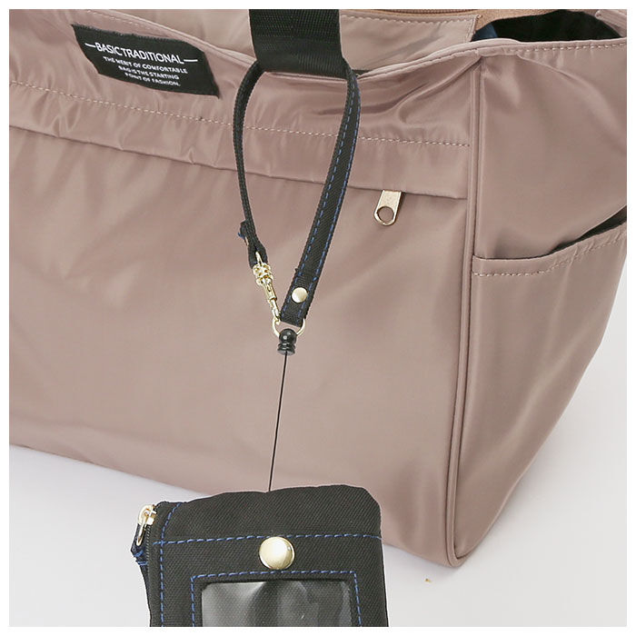 BACKYARD FAMILY「アネログランデ anelloGRANDE パスケース GGM0415 通販 リール付 パスポーチ」|定期入れ|