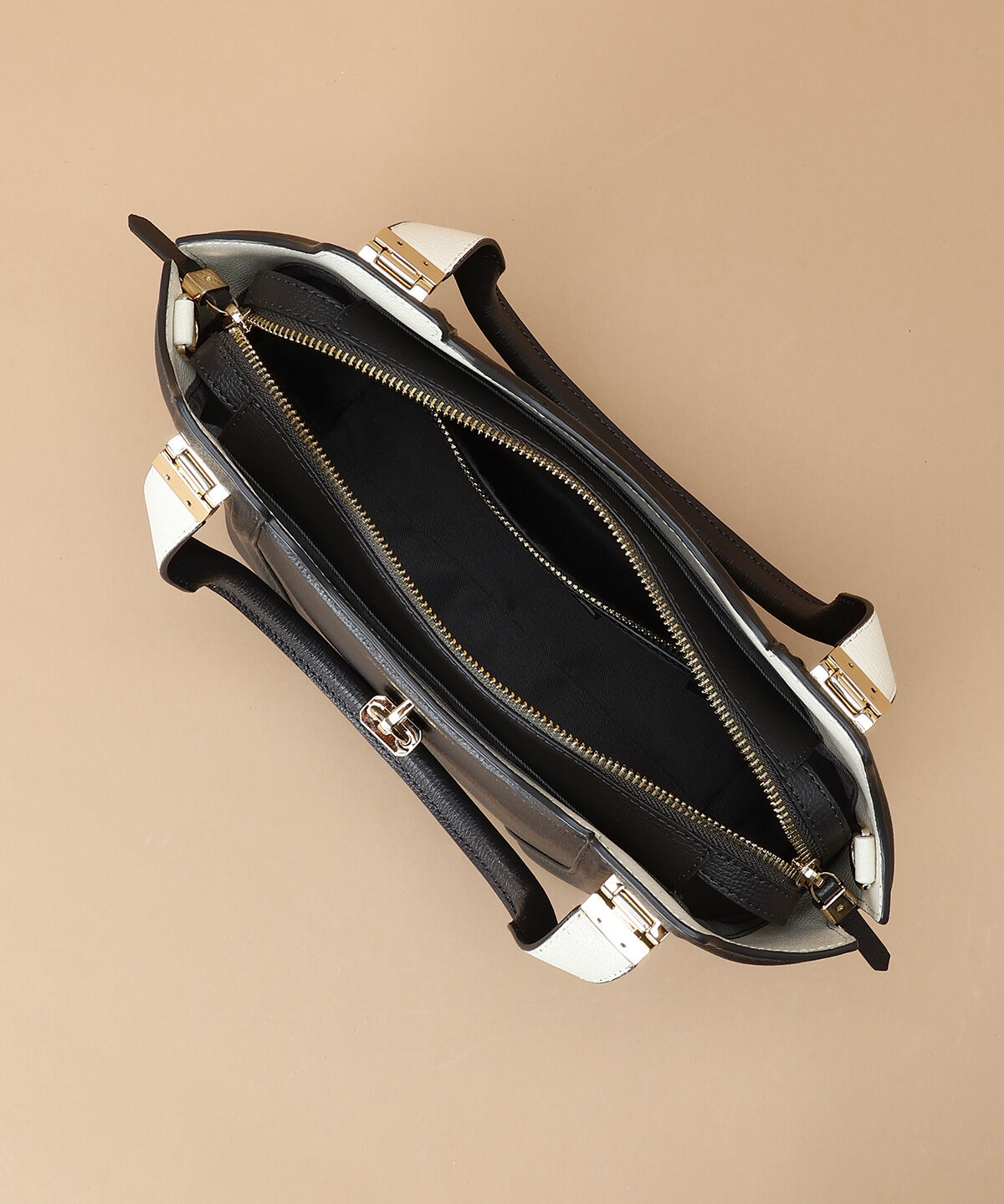 Samantha Thavasa「カッティングデザイン トートバッグ」|ハンドバッグ|