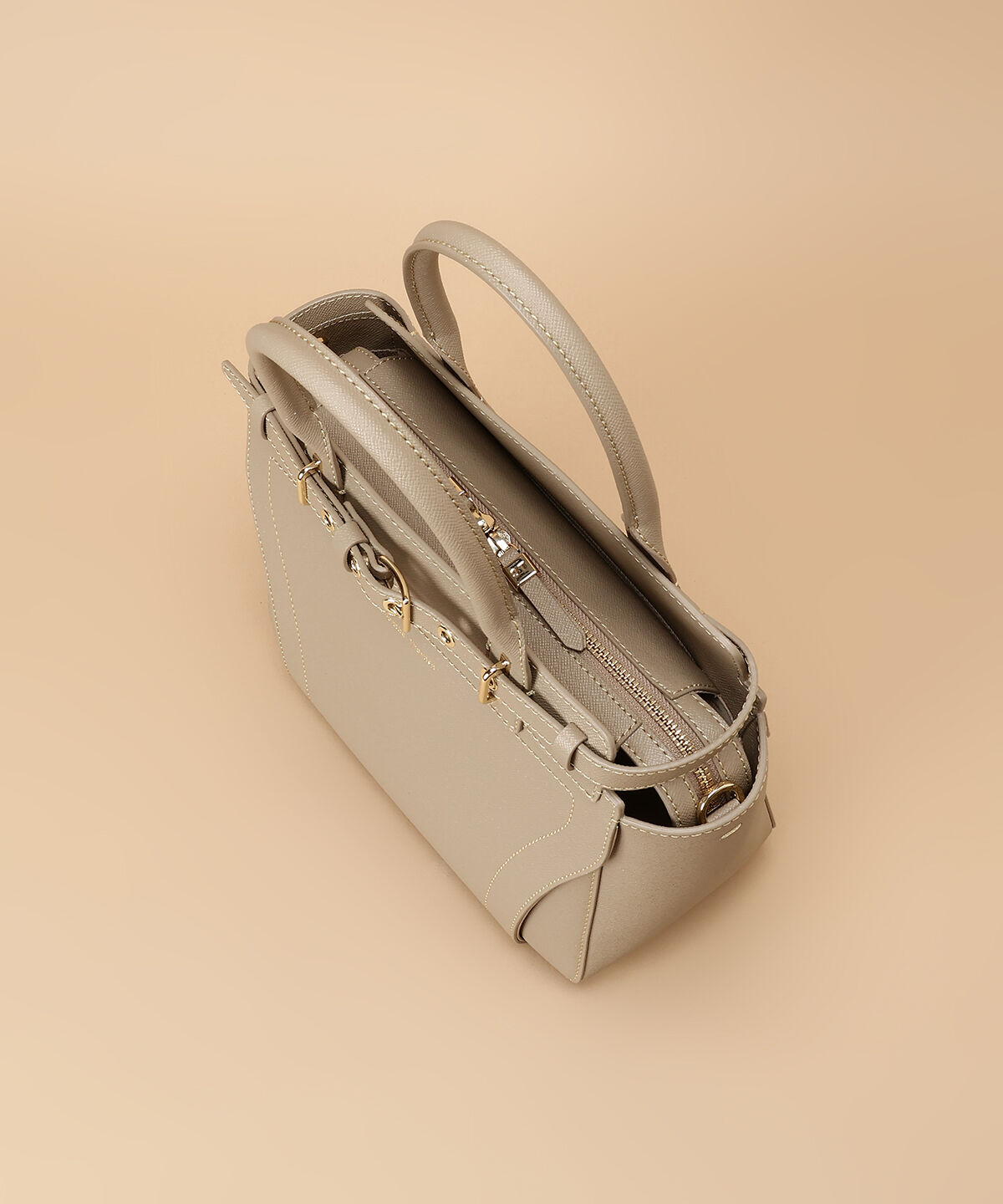 Samantha Thavasa「ベルトデザイン ハンドバッグ」|ハンドバッグ|