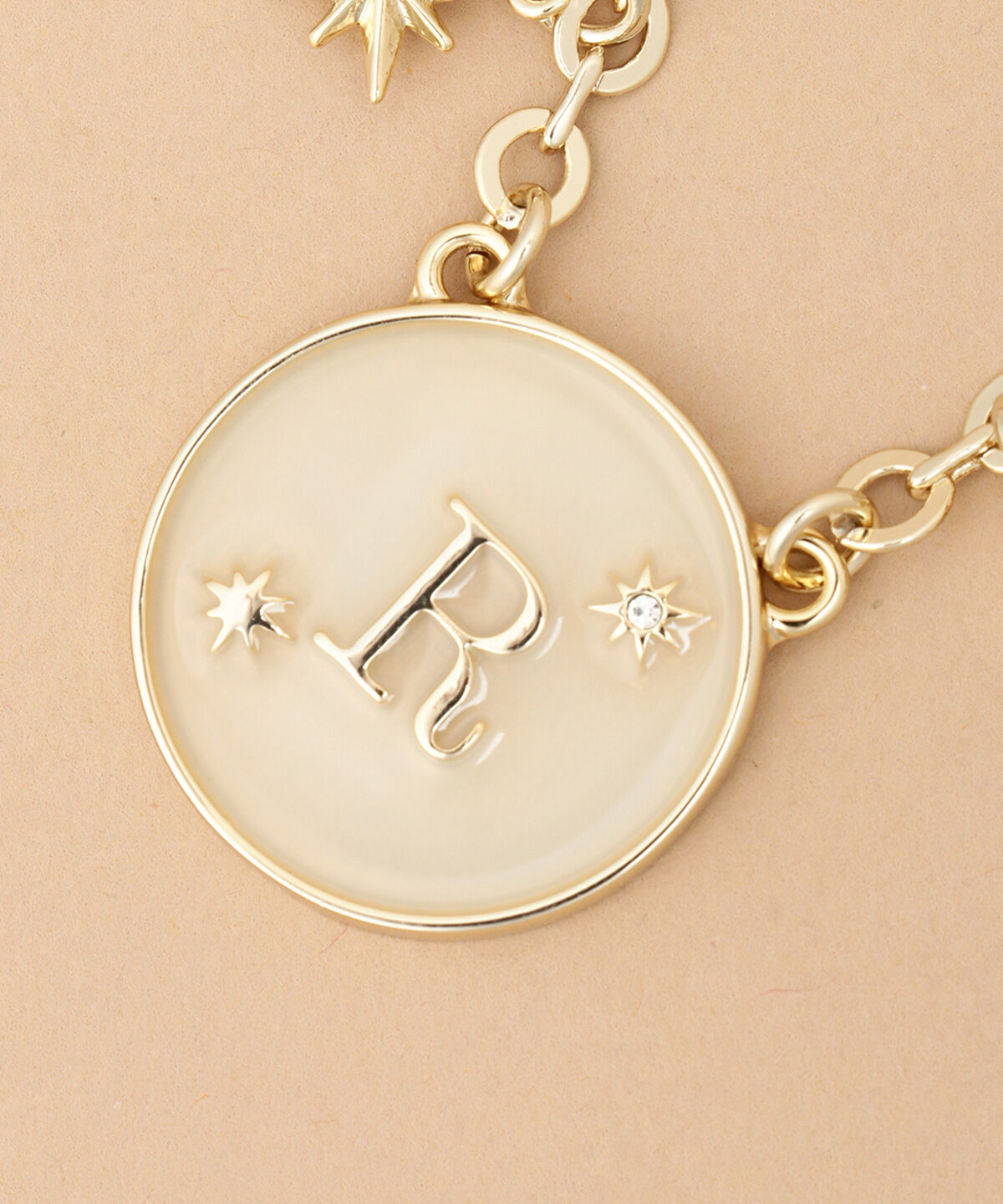 Samantha Thavasa「シャイニーイニシャルバッグチャーム R」|チャーム・キーホルダー|