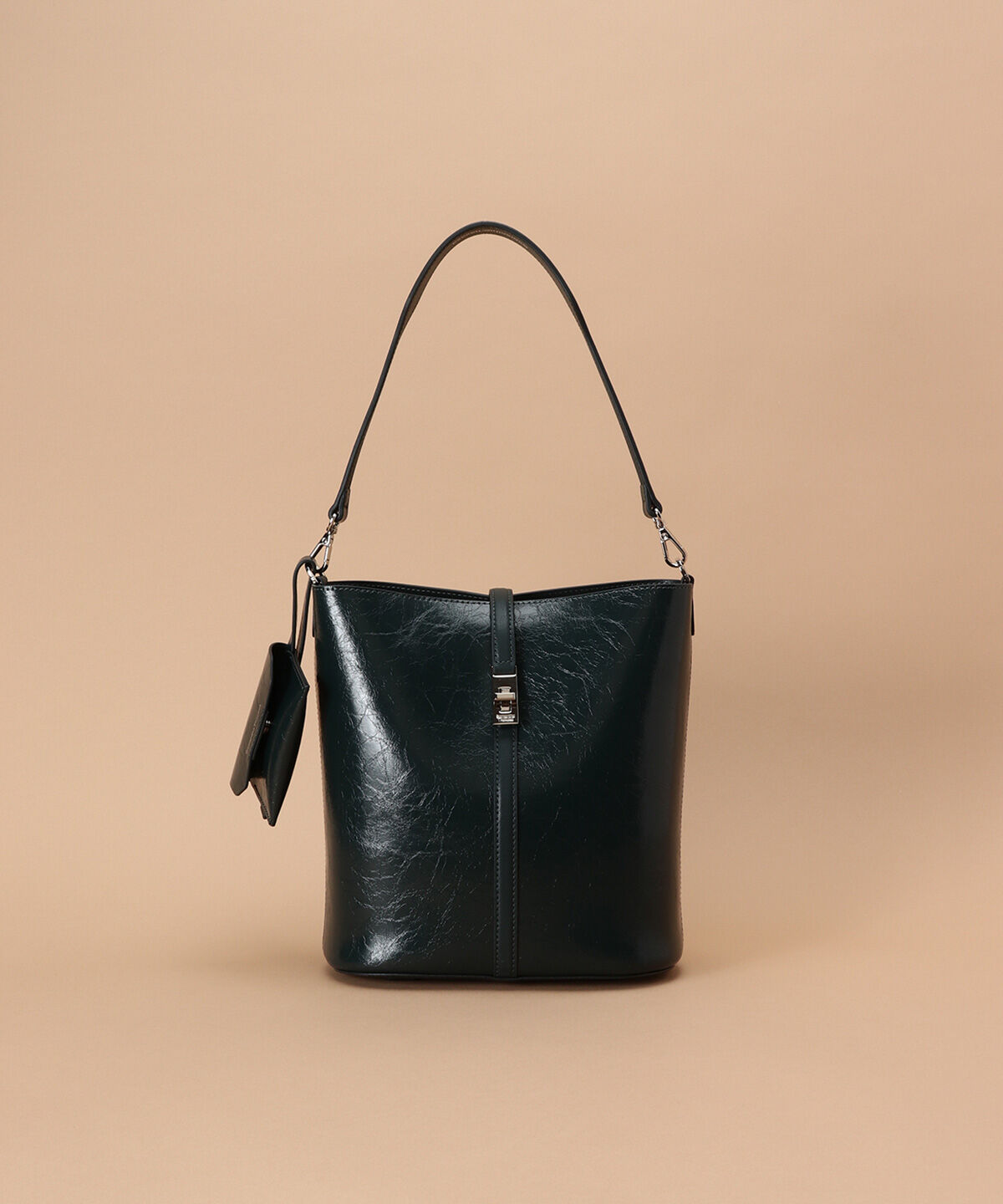 Samantha Thavasa「クラックレザーバケットバッグ」|ハンドバッグ|ﾀﾞｰｸｸﾞﾘｰﾝ