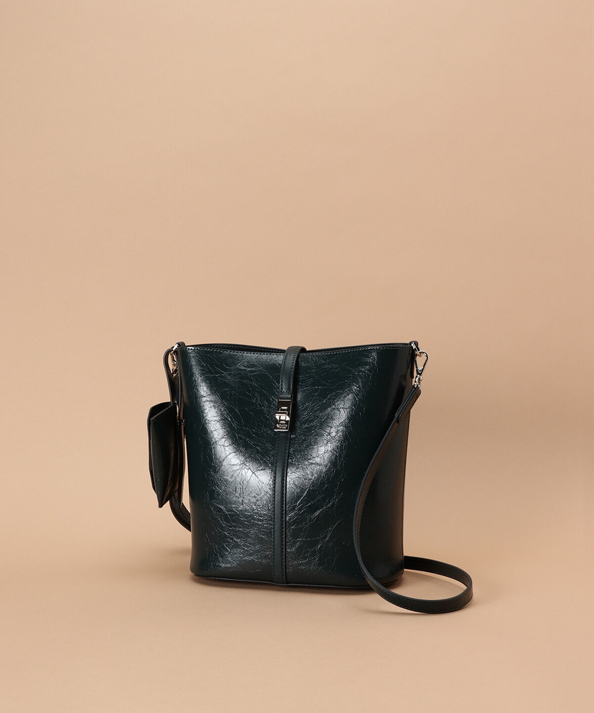 Samantha Thavasa「クラックレザーバケットバッグ」|ハンドバッグ|