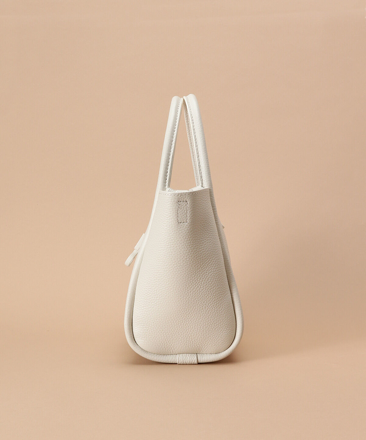 Samantha Thavasa「マットアイコン レザーハンドバッグ 小サイズ」|ハンドバッグ|