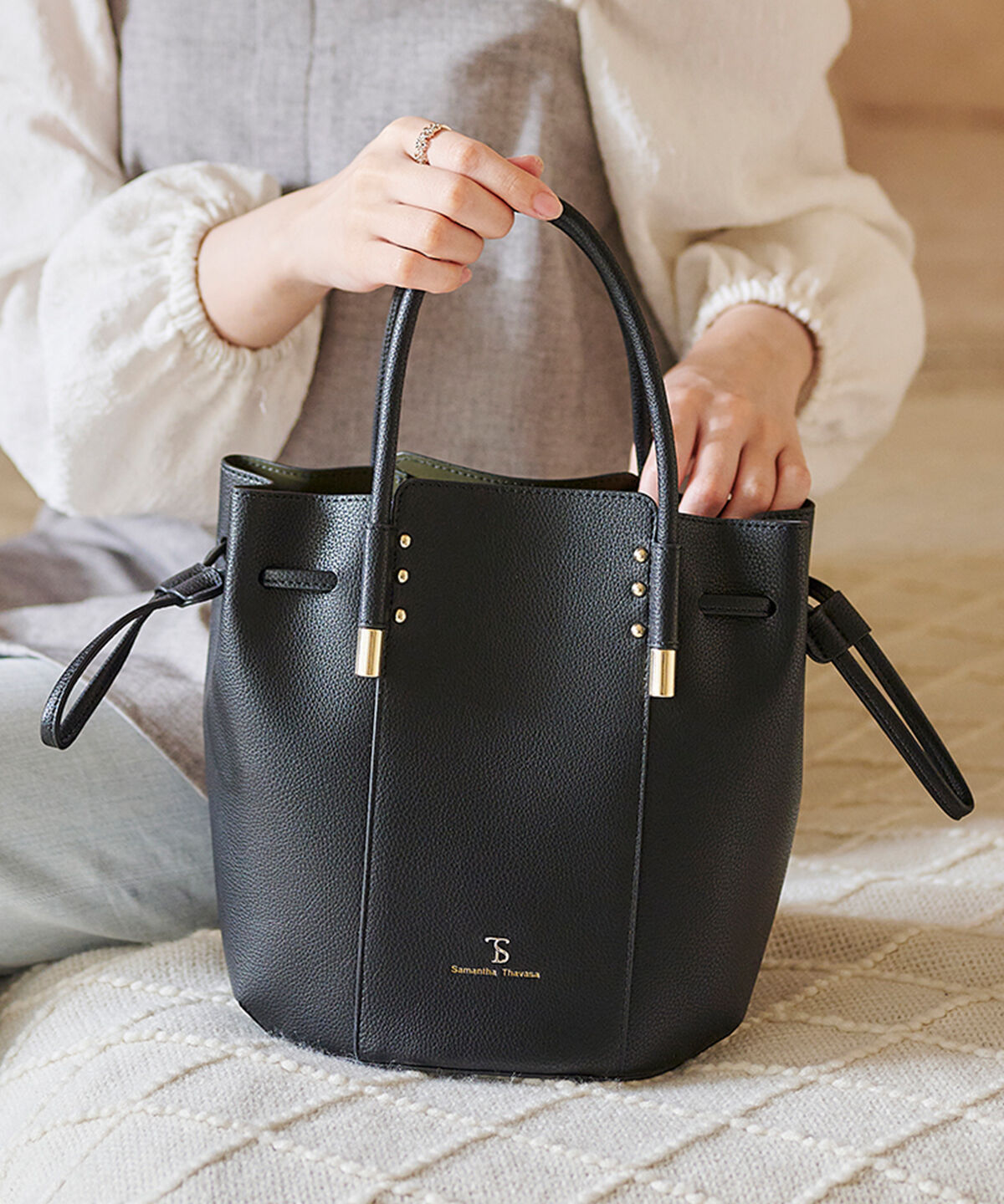 Samantha Thavasa「セミハード合皮2wayバッグ」|ハンドバッグ|ブラック