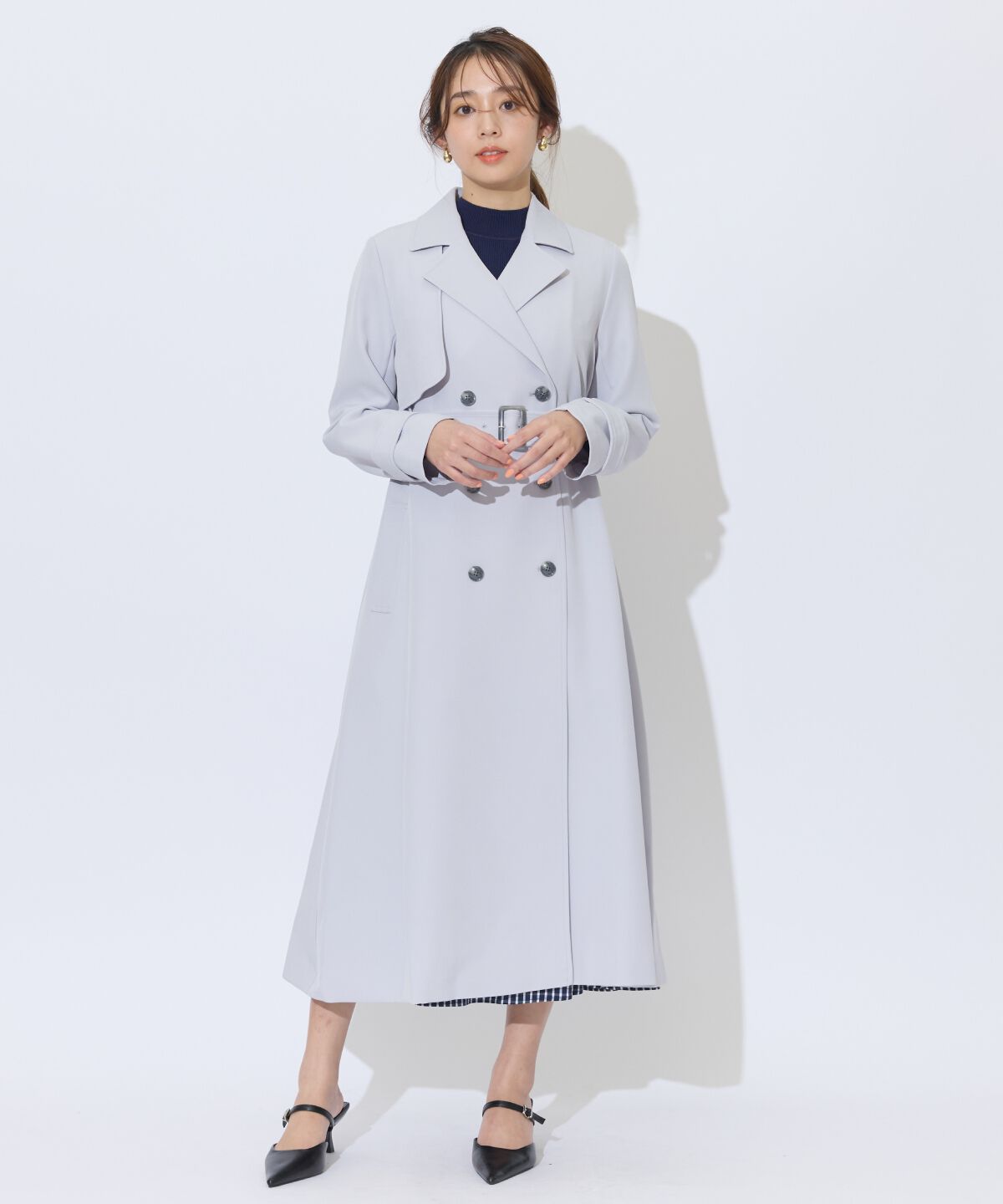 アンドクチュール「バックフレアドレープトレンチコート」|トレンチコート|