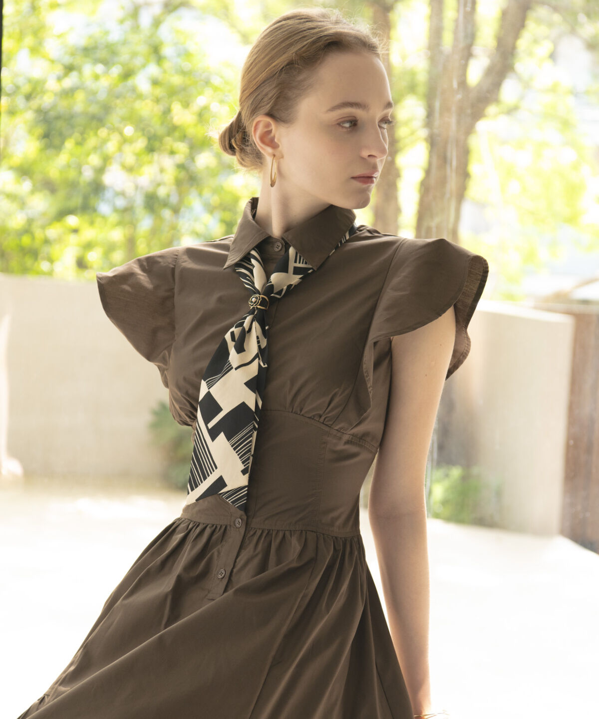 アンドクチュール「タイ付きショルダーフリルワンピース」|ワンピース|