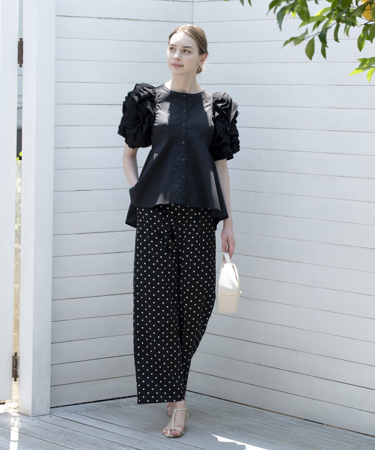 アンドクチュール「バックスリットワイドパンツ」|その他|