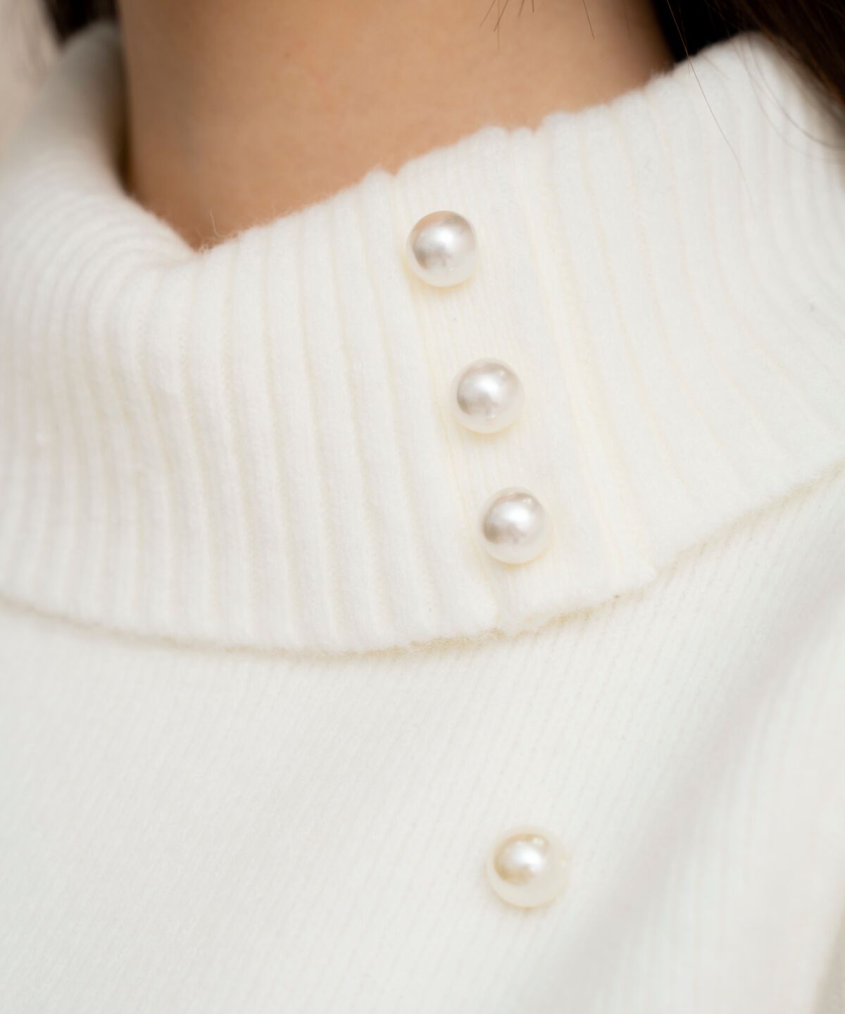 WILLSELECTION「パール付きタートルネックニットワンピース」|ワンピース|