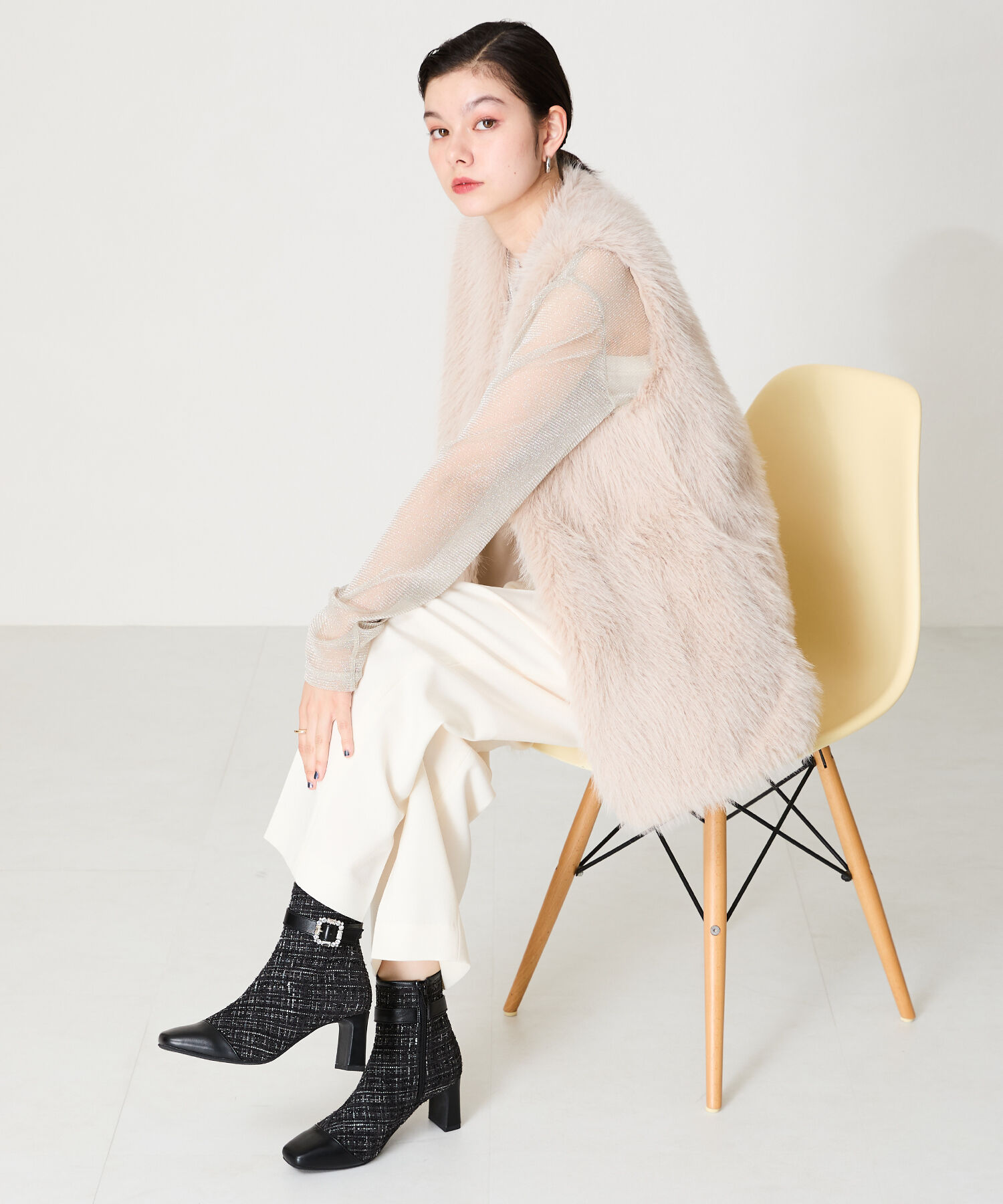 ORiental TRaffic「●2024秋冬新作●ビジューバックルツイードヒールブーツ/41419」|ショートブーツ|