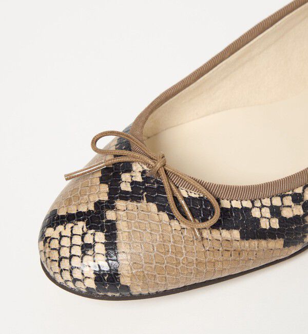 ODETTE E ODILE「バレリーナ26S フラット10&darr;&uarr;」|バレエシューズ|