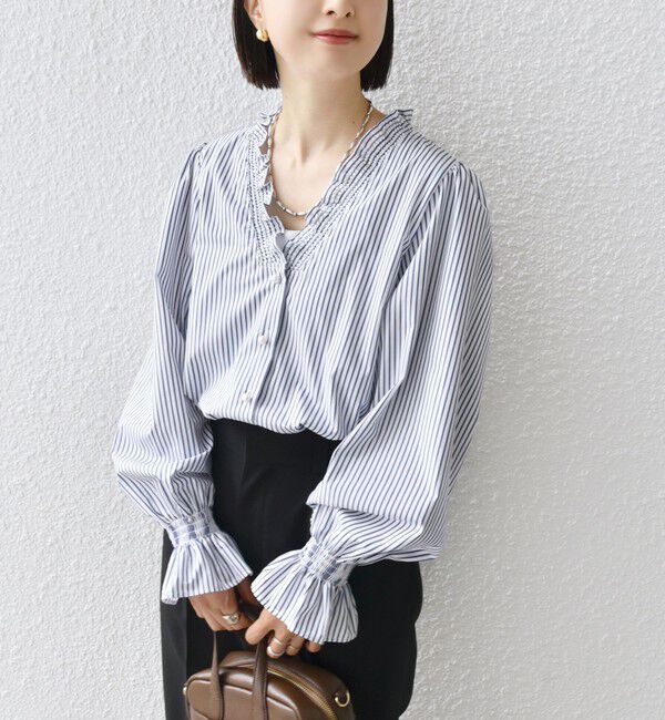 SHIPS for women「【WEB限定】〈手洗い可能〉 シャーリング Vネック 長袖 ブラウス」|シャツ・ブラウス|