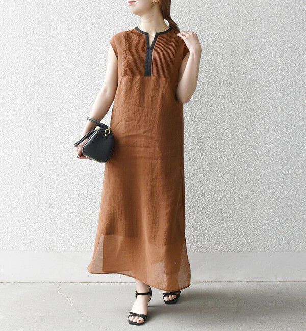 SHIPS any「SHIPS any: シアー キーネック フレンチスリーブ ピンタック ワンピース」|ワンピース|ブラウン