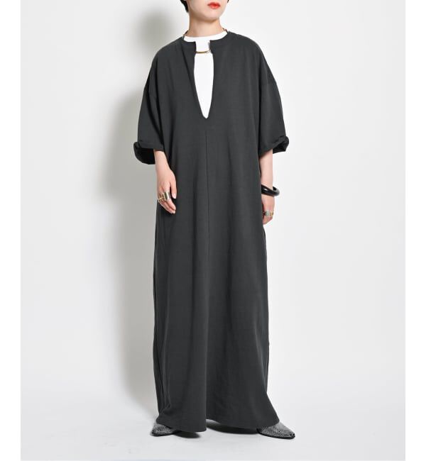 「KEY NECK COTTON DRESS：ワンピース」|ワンピース|