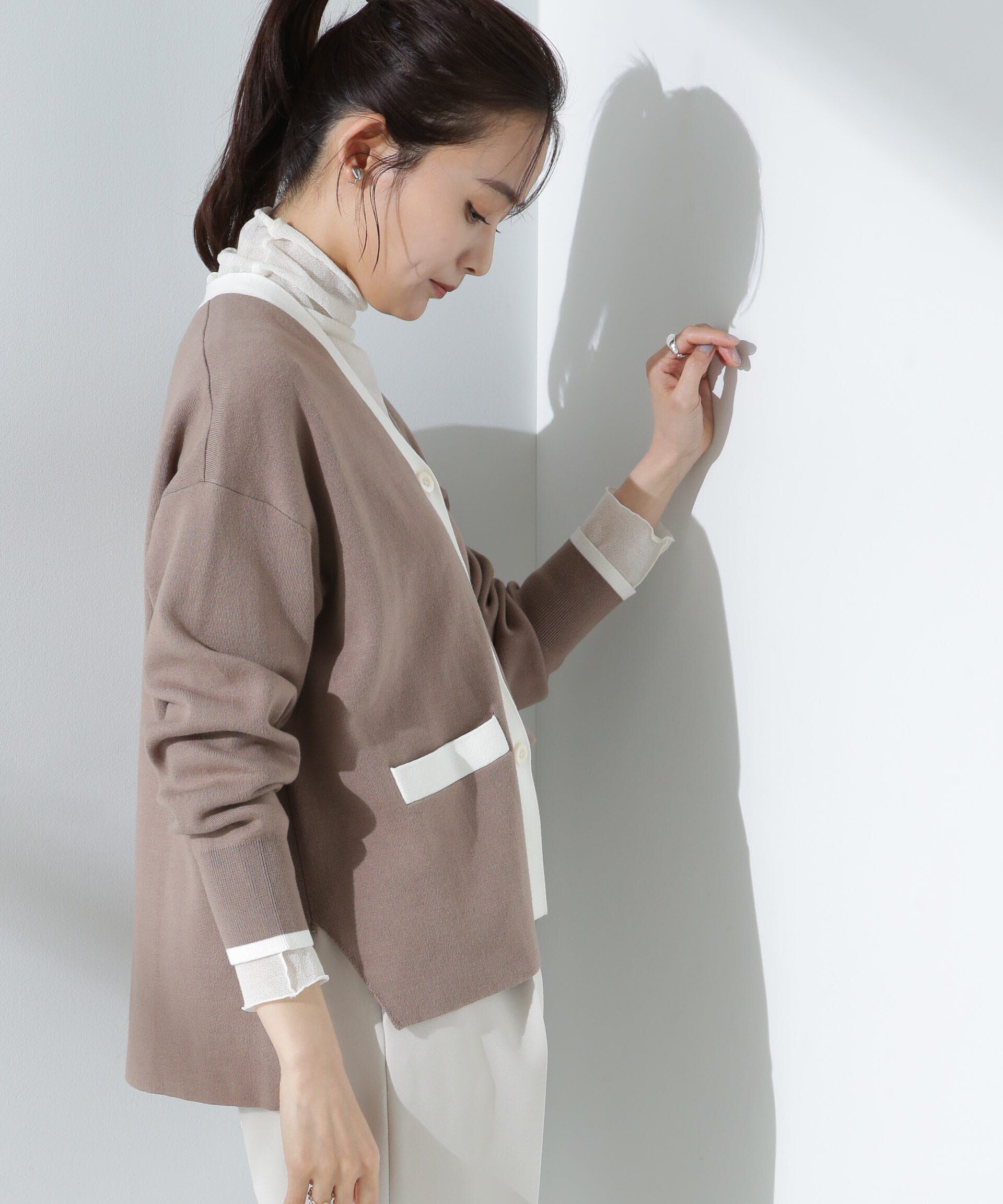 nano･universe「バイカラースムースカーディガン」|ニット・セーター|