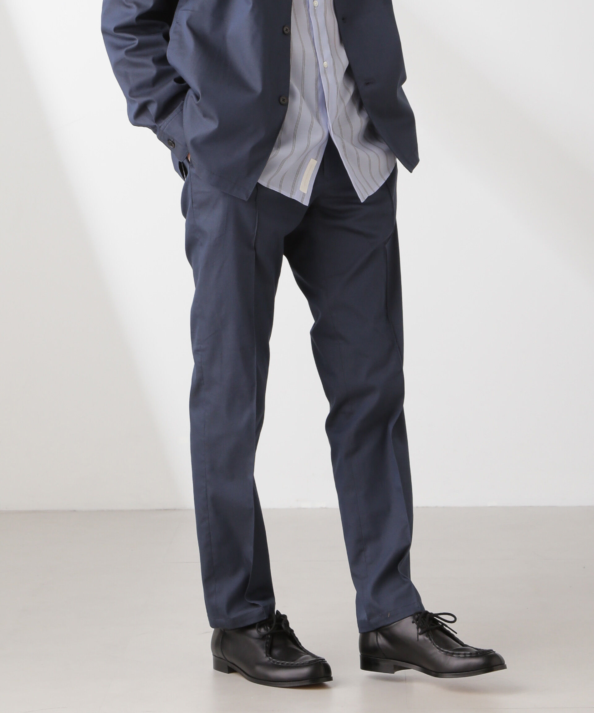 nano･universe「ソラーロライトストレッチテーパードイージーパンツ(セットアップ可)」|チノ|ネイビー