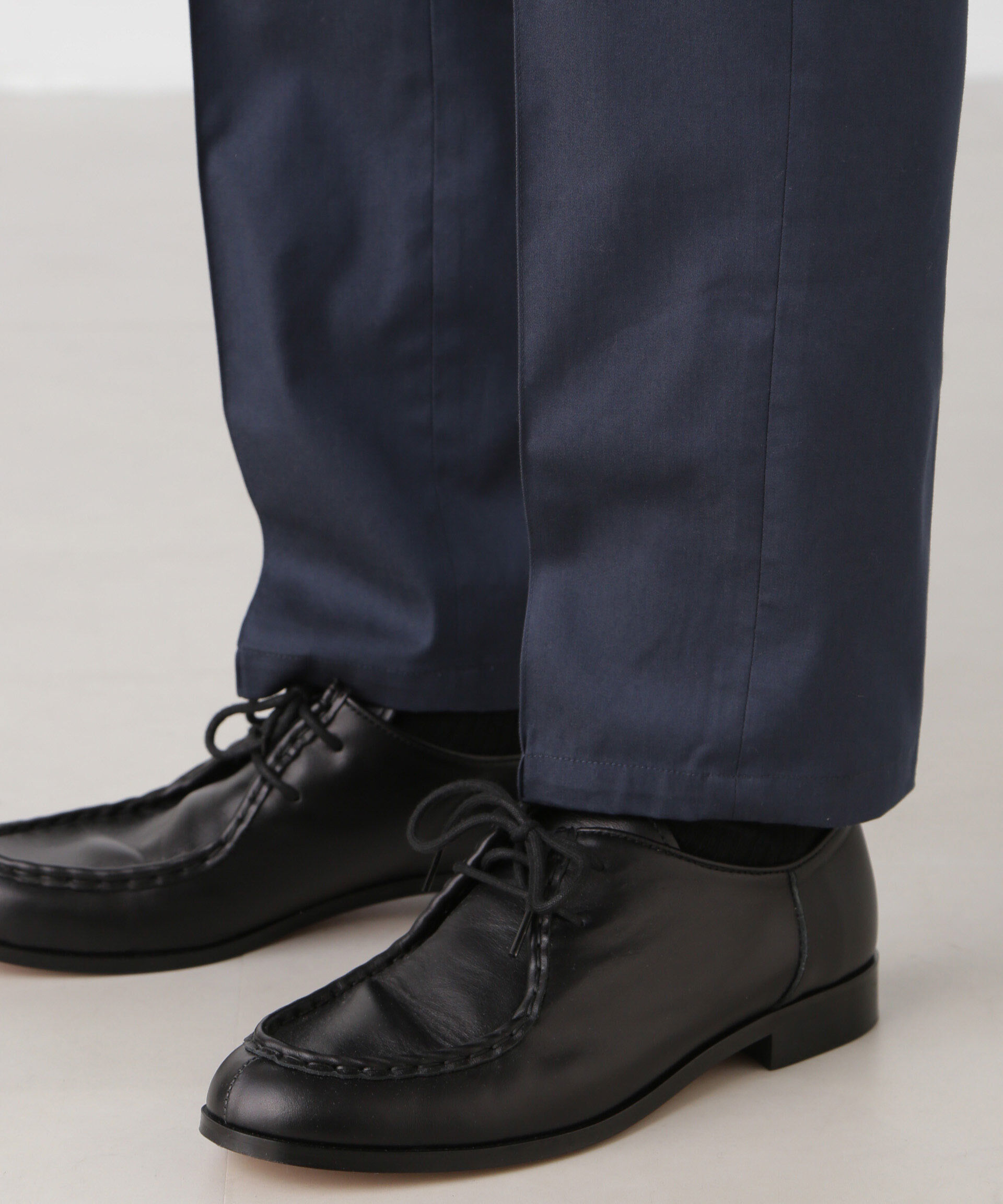 nano･universe「ソラーロライトストレッチテーパードイージーパンツ(セットアップ可)」|チノ|