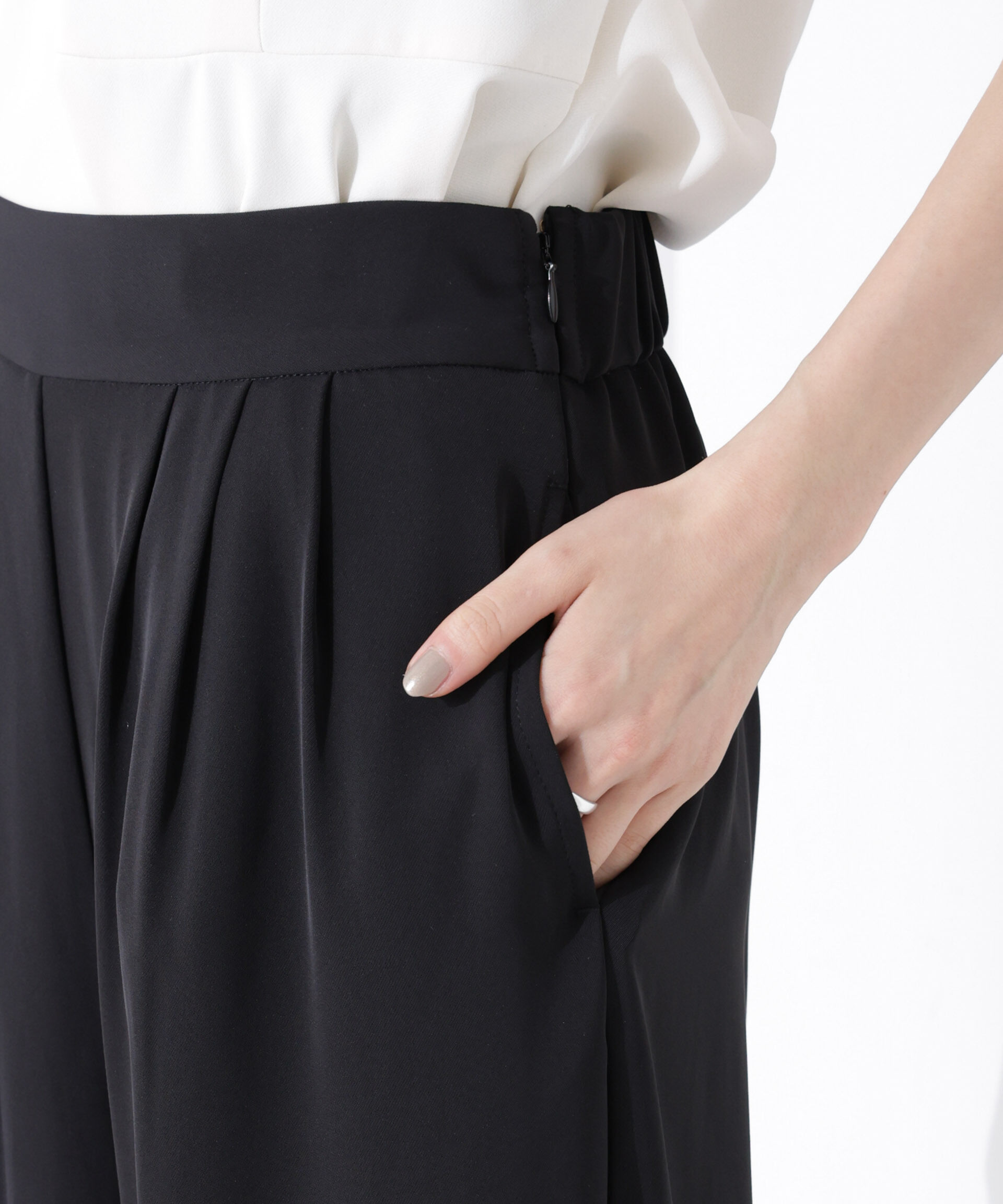 nano･universe「troisieme chaco/ダブルクロス 2WAYセットアップパンツ」|スーツ|