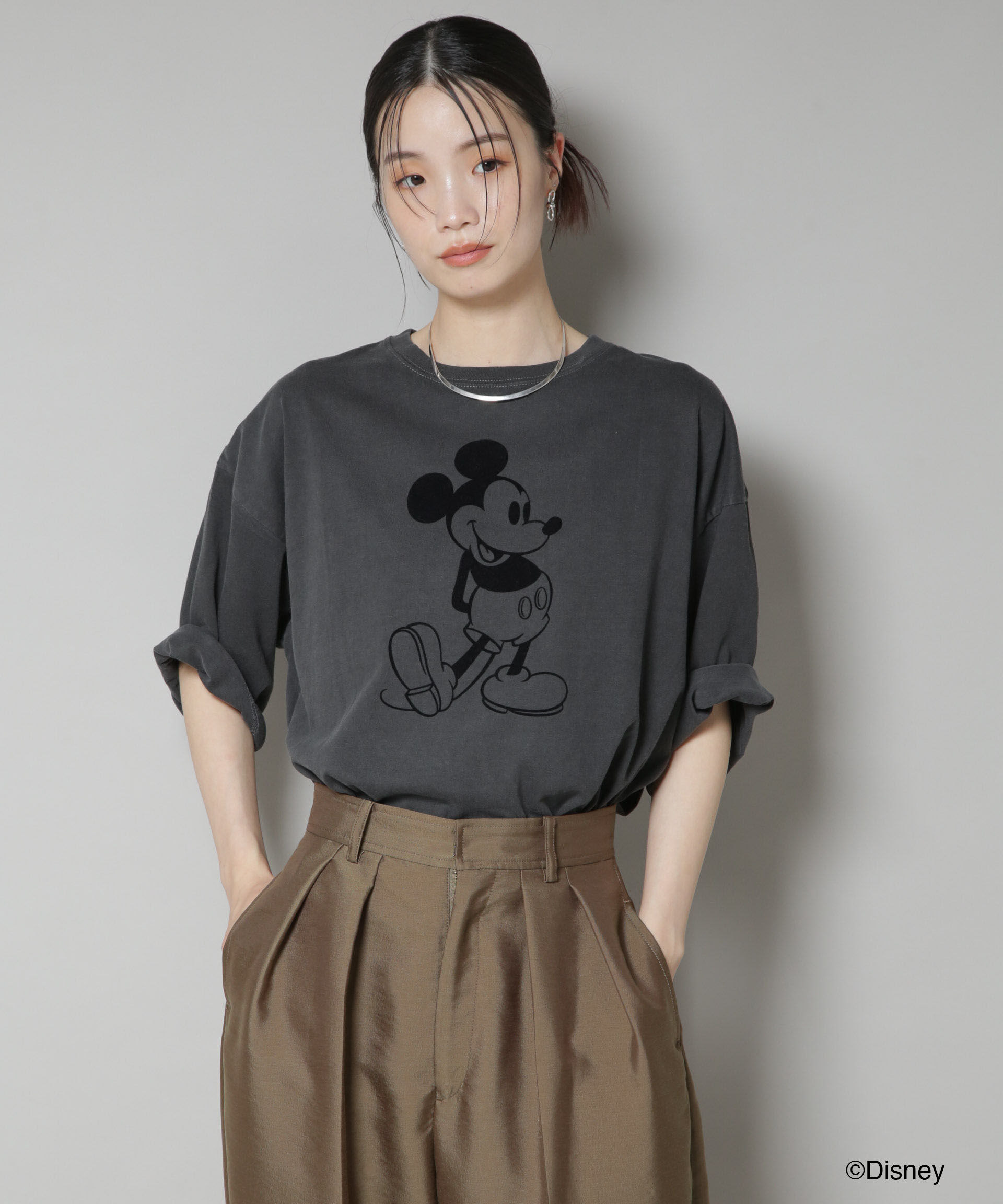 nano･universe「GOOD ROCK SPEED/ MICKEY MOUSE /Tshirts Chacoal」|シャツ・ブラウス|チャコール3