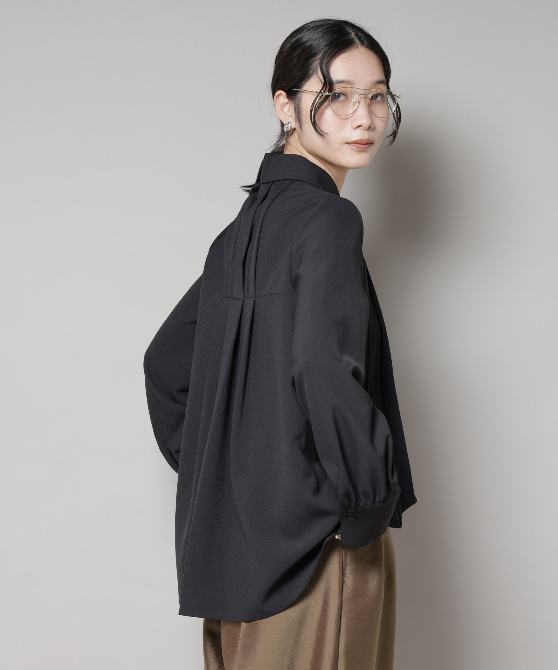 nano･universe「ダブルクロス衿付きハシゴレースブラウス」|シャツ・ブラウス|