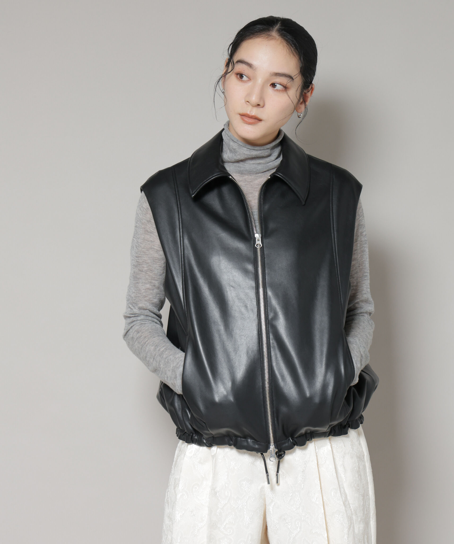  「フェイクレザードロストヘムベスト」|ベスト・ジレ|