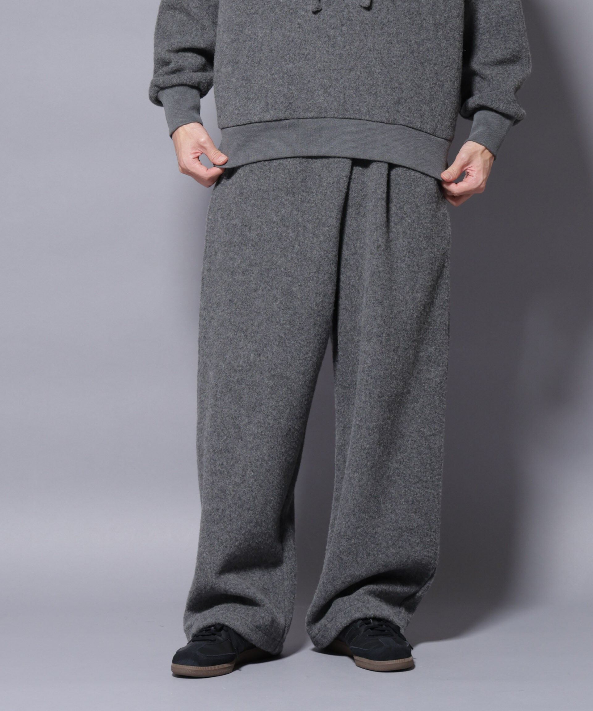 nano･universe「MIYATA&times;NANO JAPANMADE　ウールコットンイージーパンツ」|チノ|チャコール3