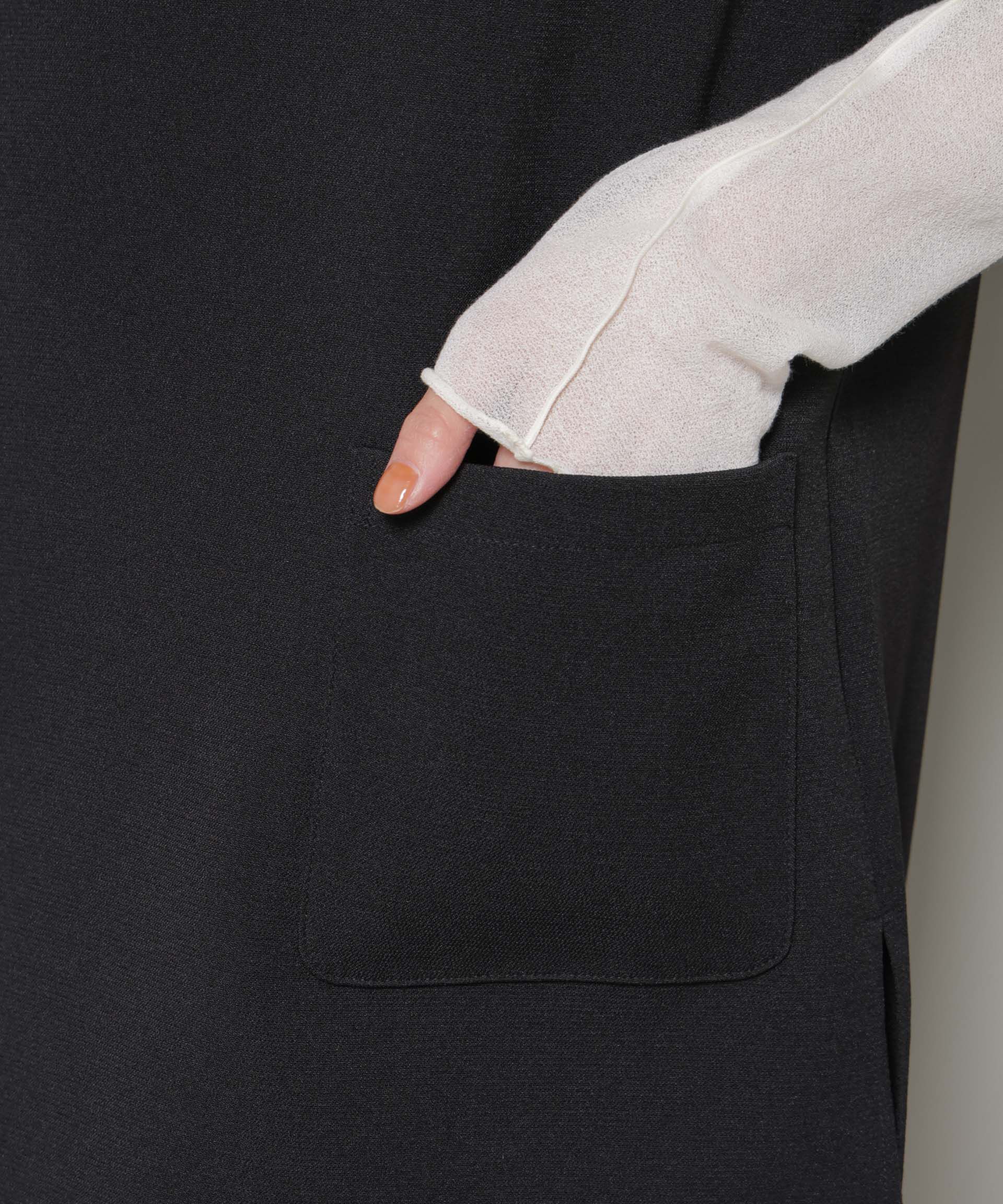 nano･universe「Vネックベスト&times;ハーフパンツ セットアップ」|ワンピース|