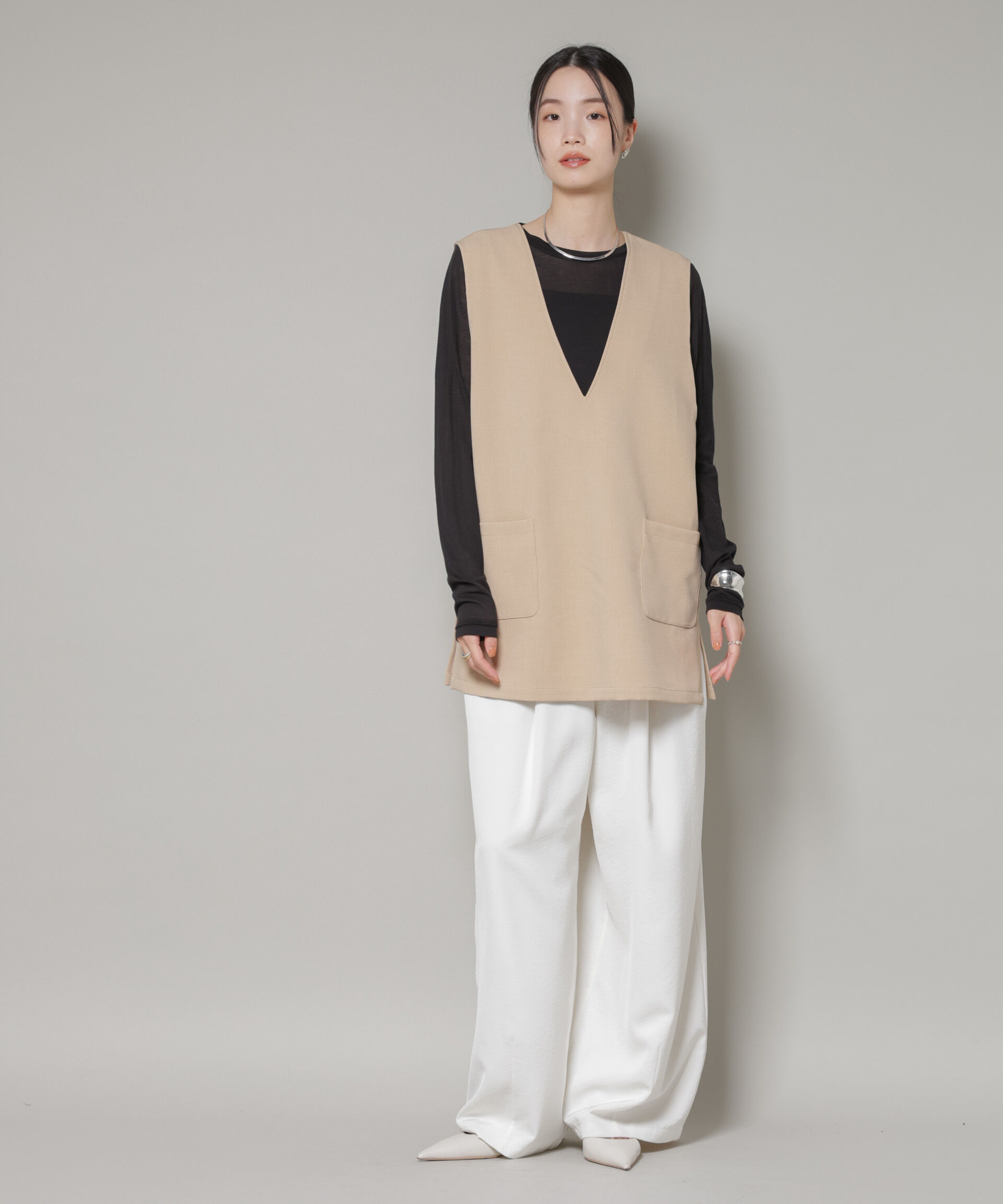 nano･universe「Vネックベスト&times;ハーフパンツ セットアップ」|ワンピース|