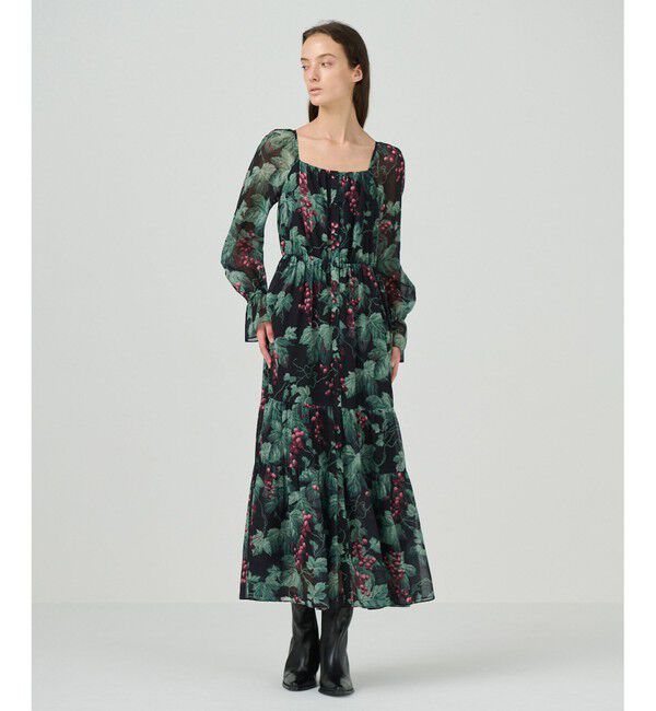 GRACE CONTINENTAL「グレーププリントティアードワンピース」|ワンピース|ブラック