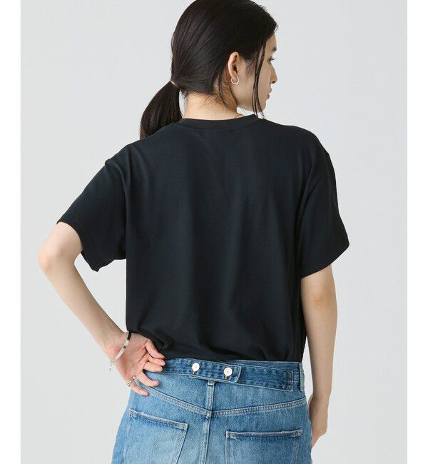 LACOSTE「【オンライン限定】LACOSTE スクリプトネームロゴ  ルーズシルエットハーフスリーブTシャツ」|Tシャツ・カットソー|