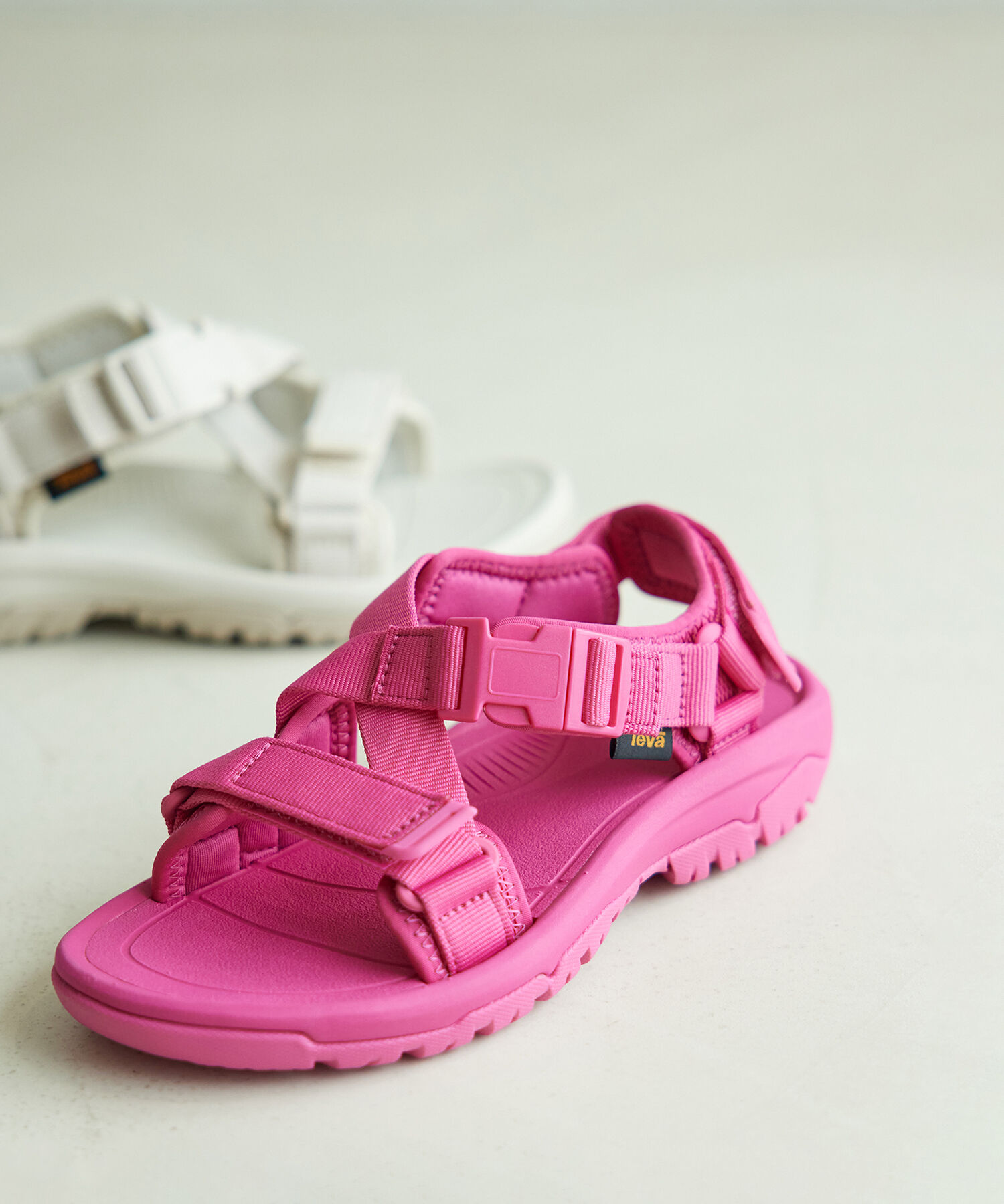 ROPE「【TEVA】HURRICANE VERGE」|サンダル|ピンク(63)