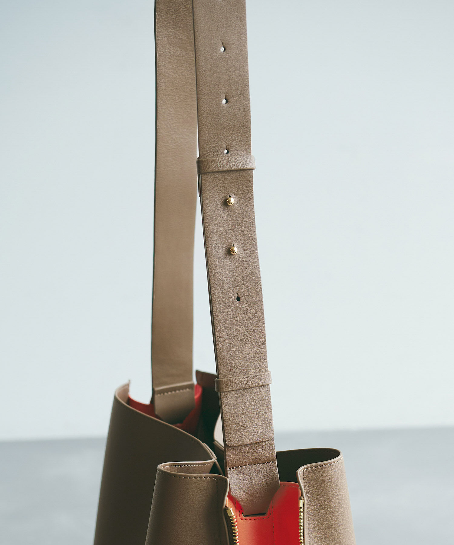 ROPE「【WEB限定】【E'POR】Y BAG Shoulder M（サイドジップショルダーバッグ）」|ショルダー・メッセンジャー|