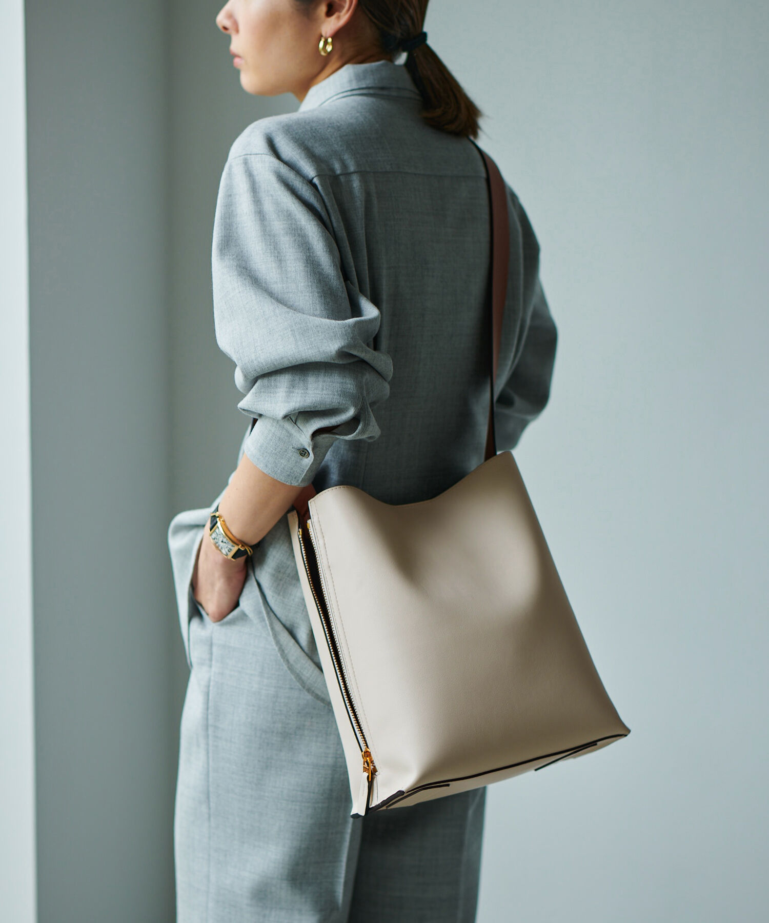 ROPE「【WEB限定】【E'POR】Y BAG Shoulder M（サイドジップショルダーバッグ）」|ショルダー・メッセンジャー|