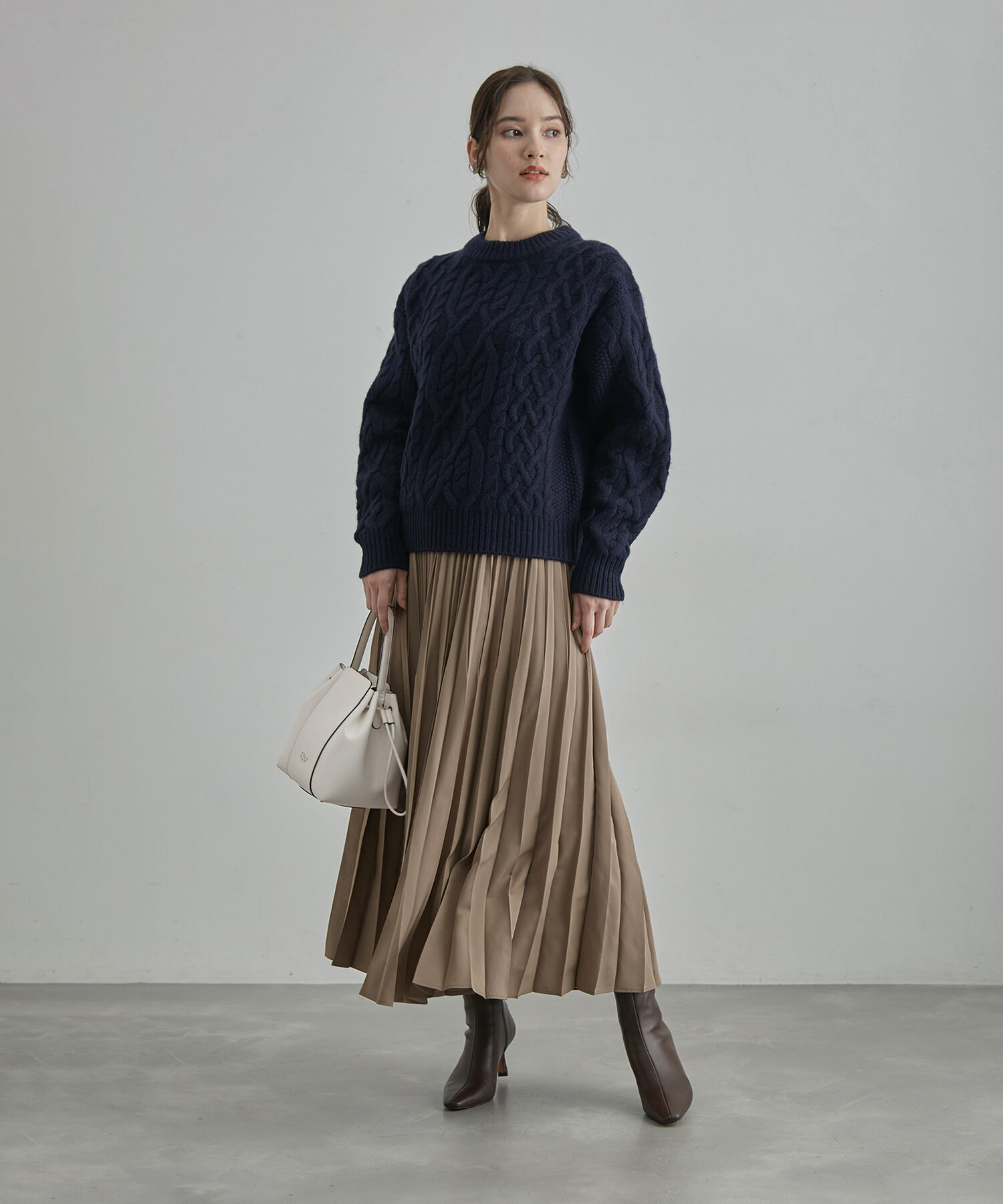 ROPE「【追加生産・新色登場】RPロゴ スプリットレザードロストミドルバッグ」|ハンドバッグ|