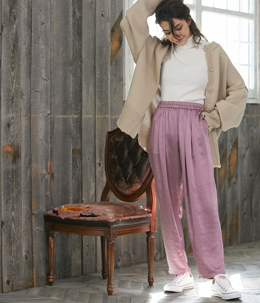 VIS「厚手サテンリラックステーパードパンツ」|その他|