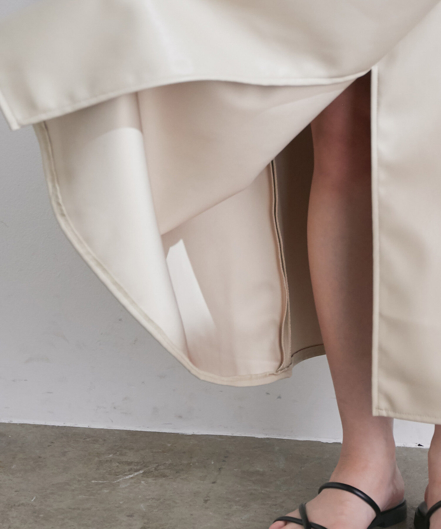 VIS「【ヴィーガンエコレザー】イレヘムスカート」|スカート|