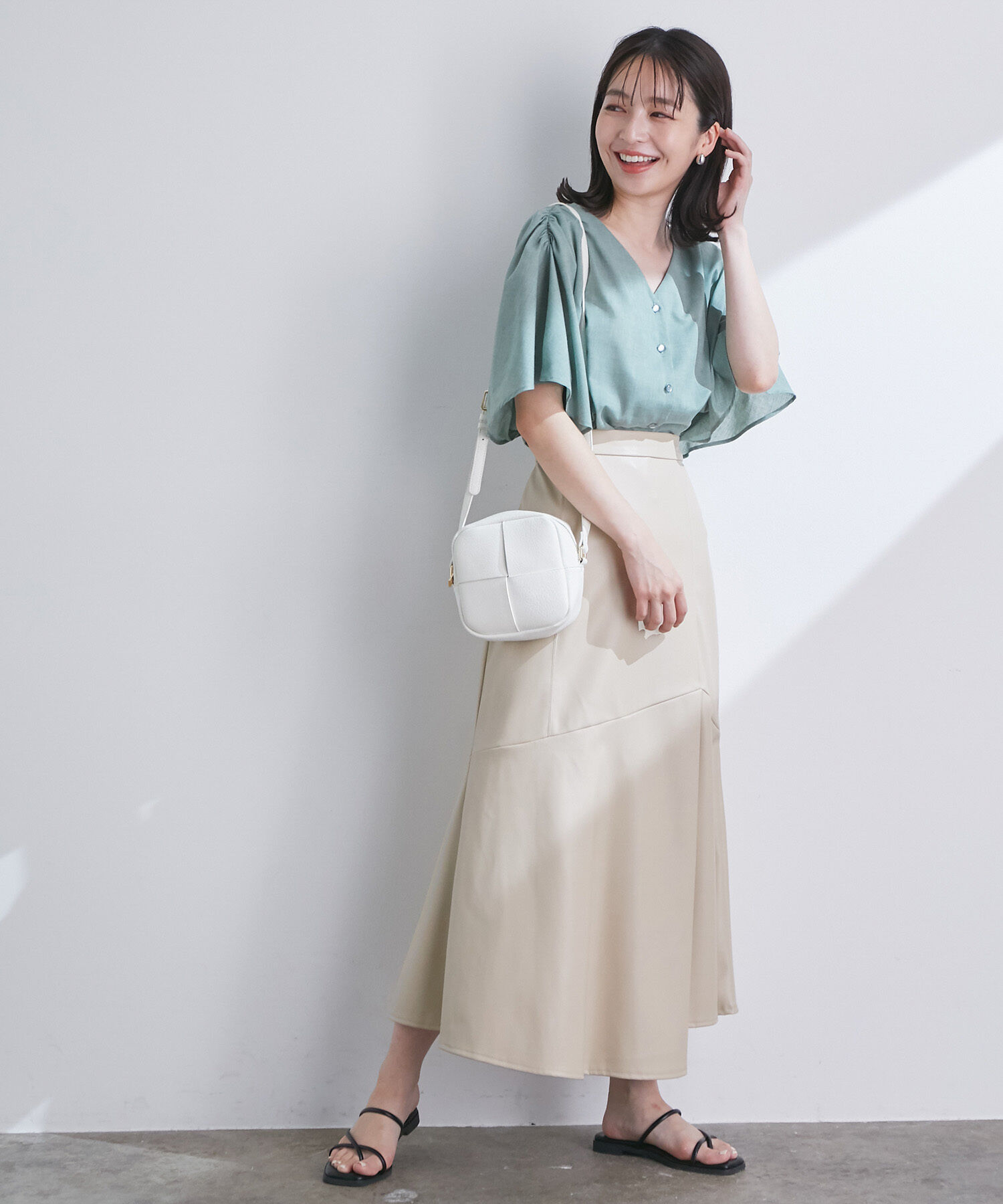 VIS「【ヴィーガンエコレザー】イレヘムスカート」|スカート|