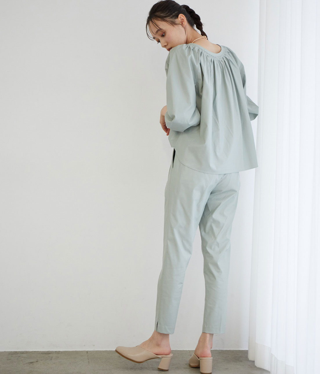 VIS「【ヴィーガンエコレザー】ウエストイージーテーパードパンツ」|その他|