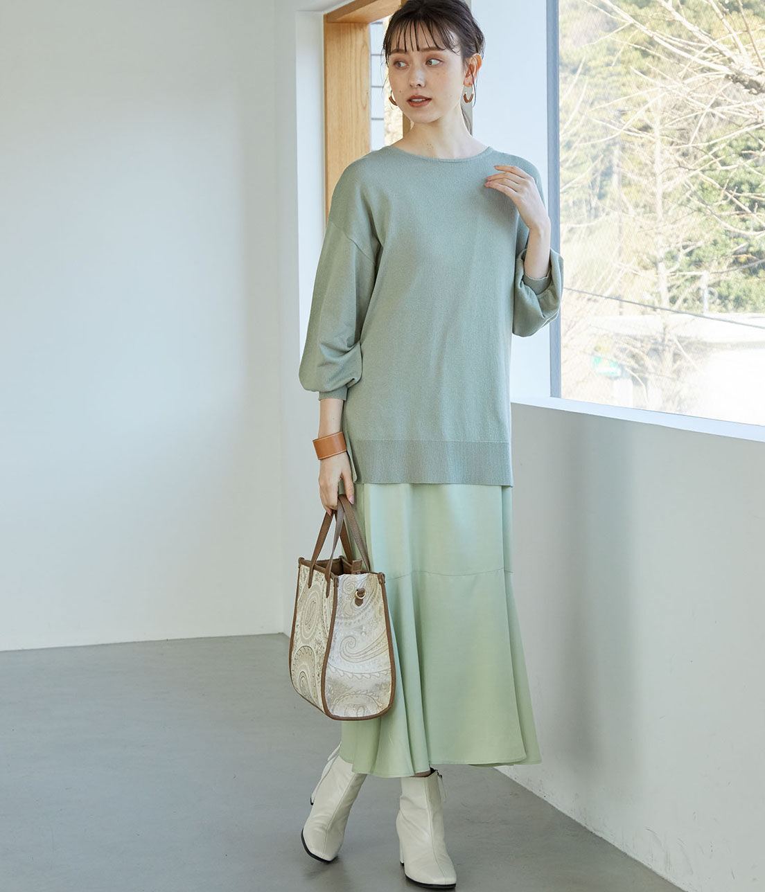 VIS「【Bi-Tan　美短】【SET】バックシャンニットレイヤードセットワンピース」|ワンピース|