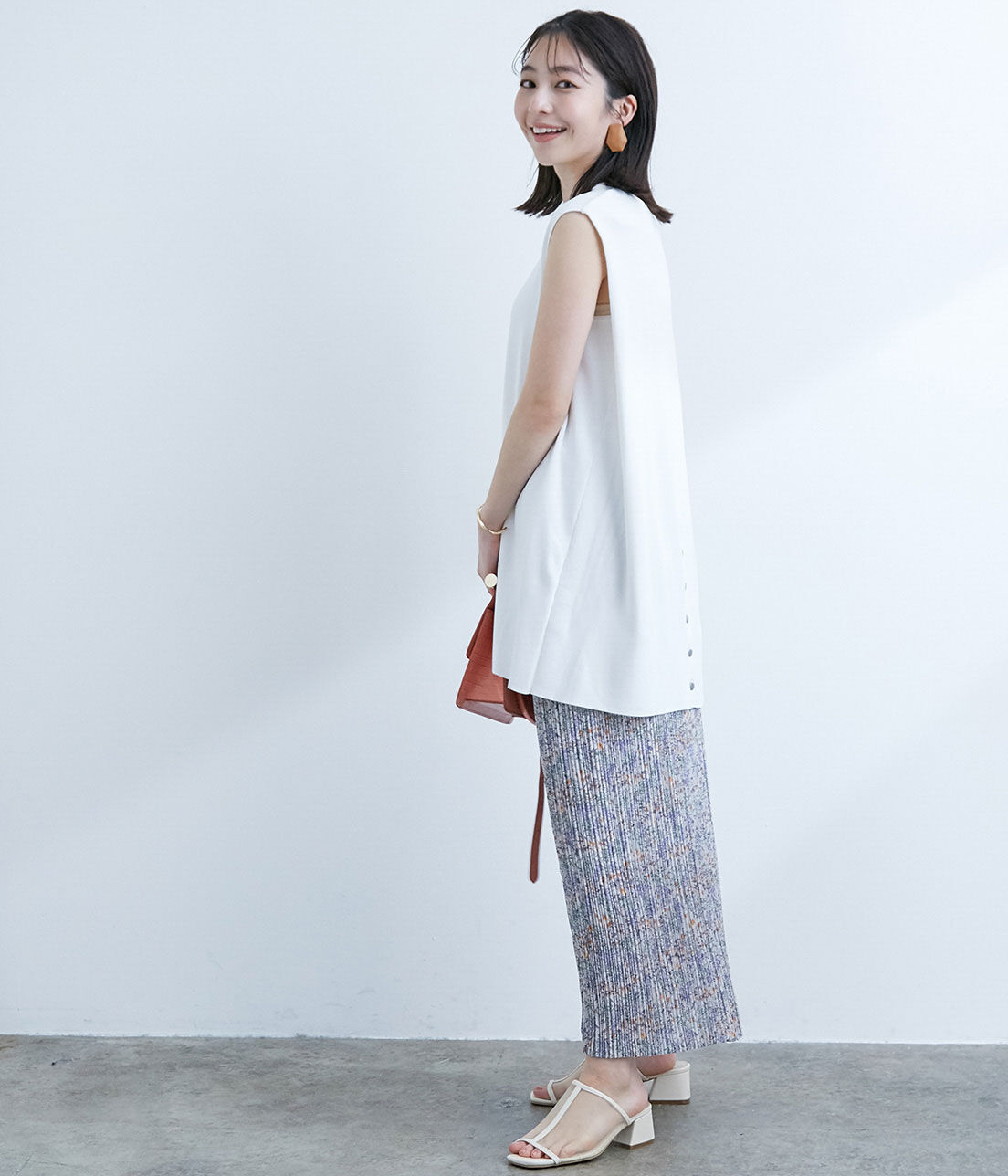 VIS「【TV着用】バックデザイン肩タックチュニックプルオーバー」|その他|