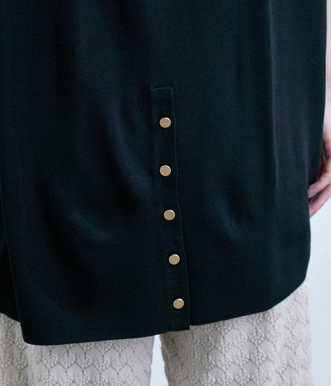 VIS「【TV着用】バックデザイン肩タックチュニックプルオーバー」|その他|