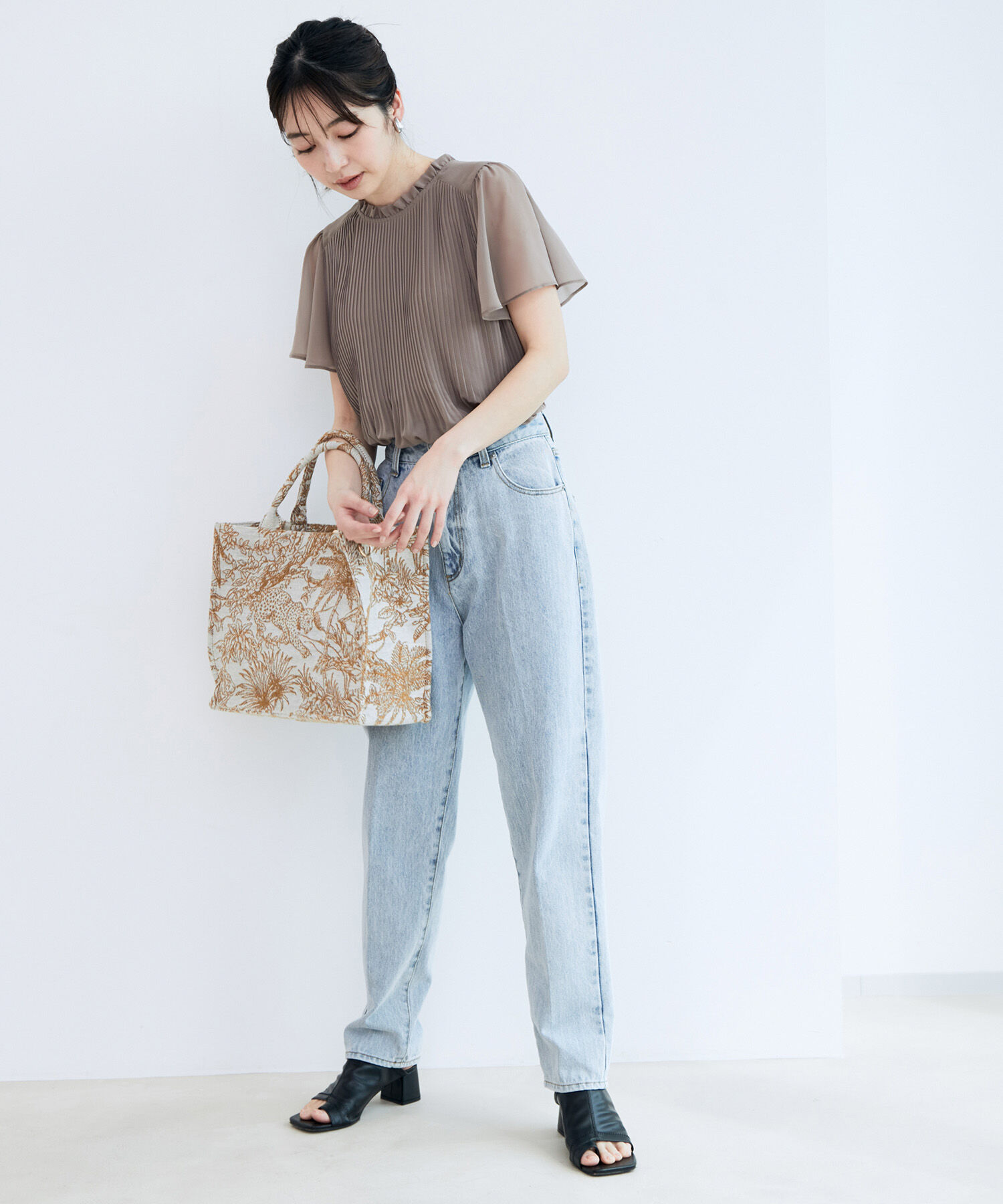 VIS「【洗濯機可】ドット＆無地シフォンバックリボンブプリーツブラウス」|シャツ・ブラウス|