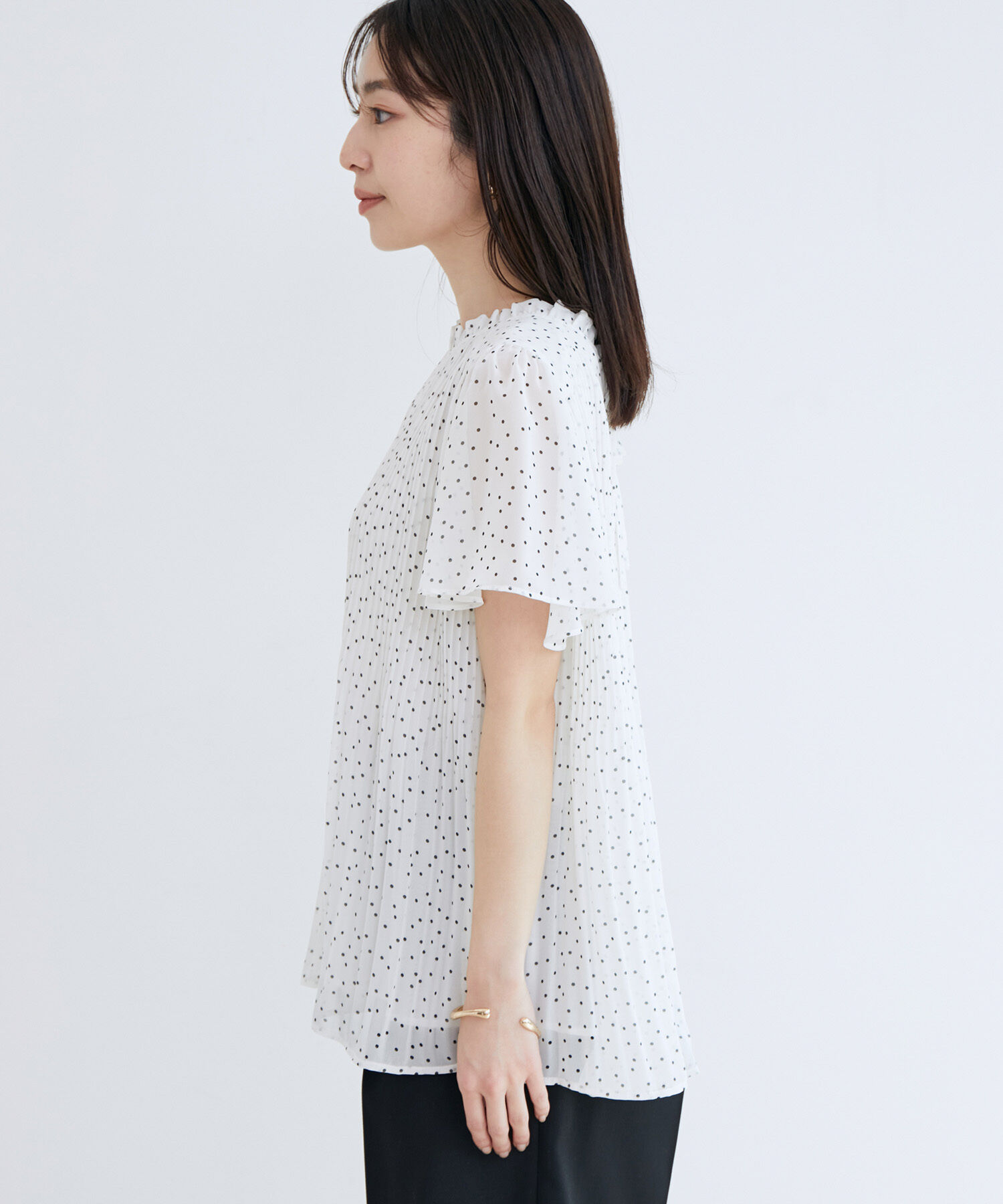 VIS「【洗濯機可】ドット＆無地シフォンバックリボンブプリーツブラウス」|シャツ・ブラウス|