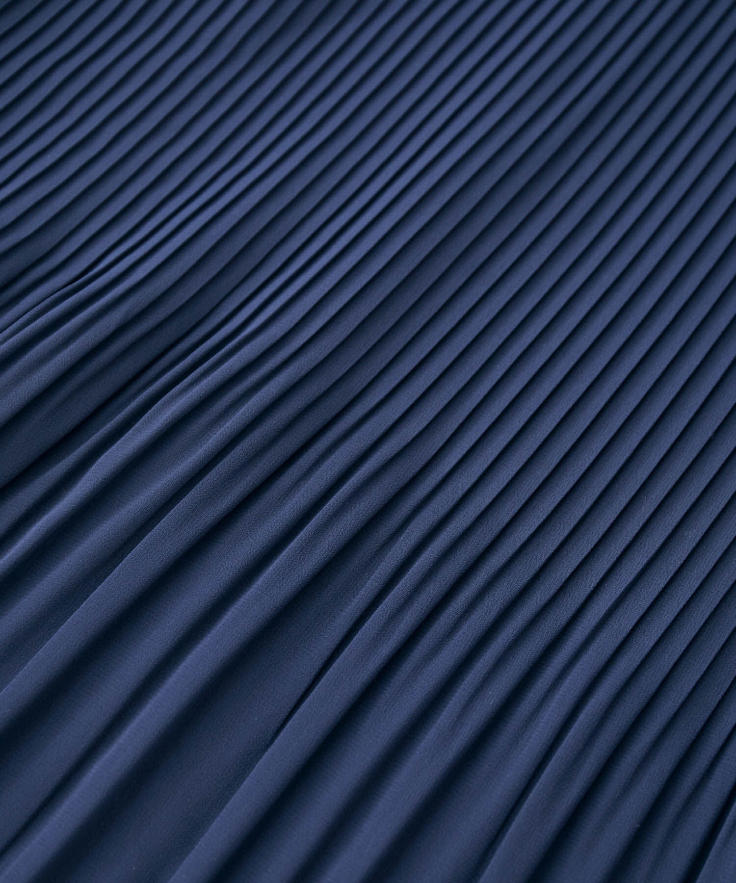 VIS「【洗濯機可】ドット＆無地シフォンバックリボンブプリーツブラウス」|シャツ・ブラウス|