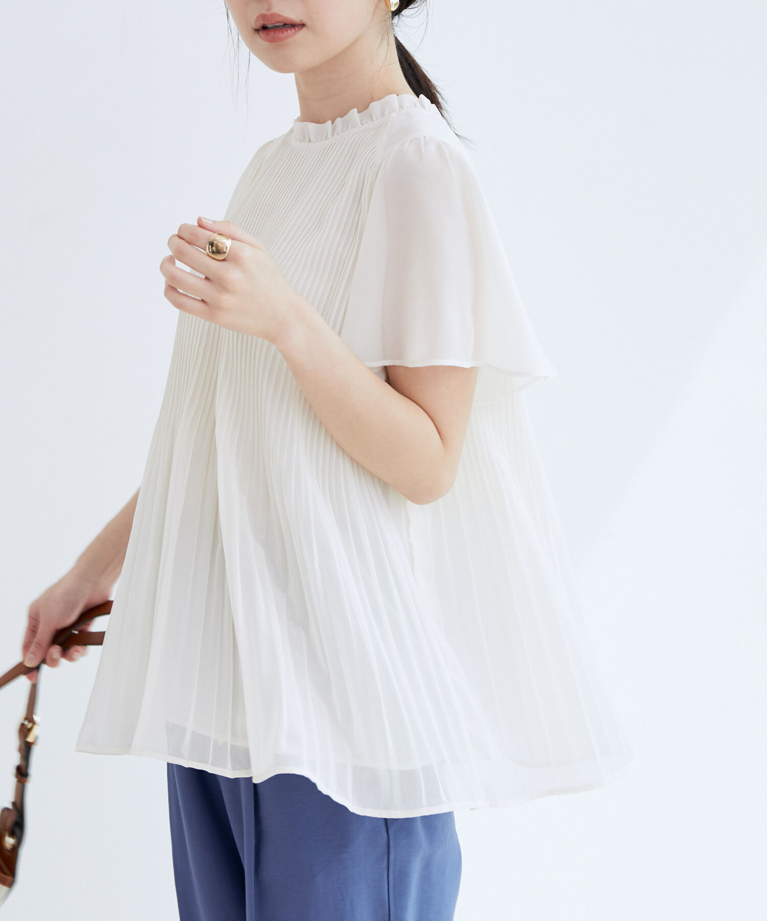 VIS「【洗濯機可】ドット＆無地シフォンバックリボンブプリーツブラウス」|シャツ・ブラウス|