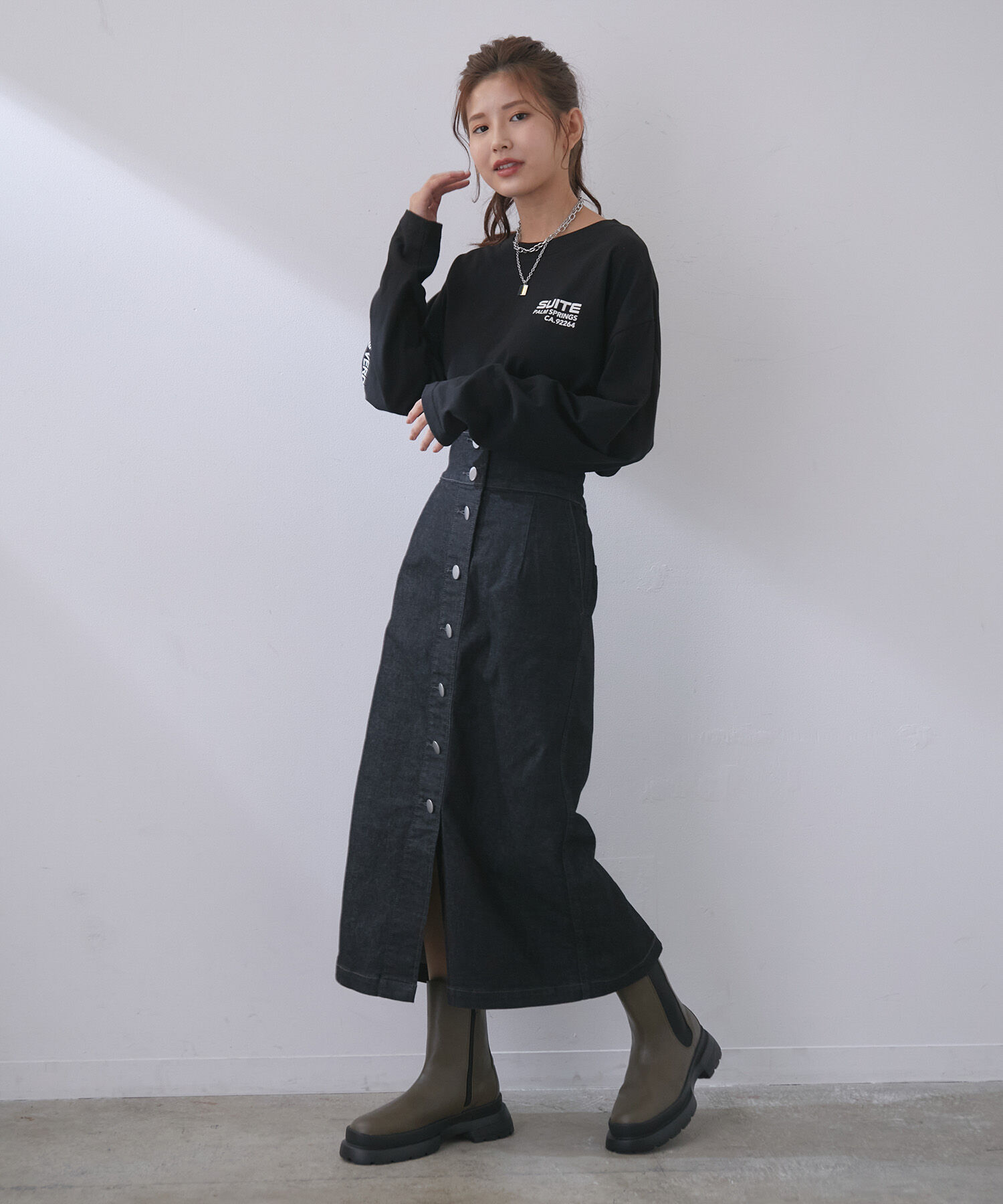 vis-a-vis「【WEB限定】【追加生産】ストレッチ性抜群。デニムIラインハイウェストスカート」|スカート|