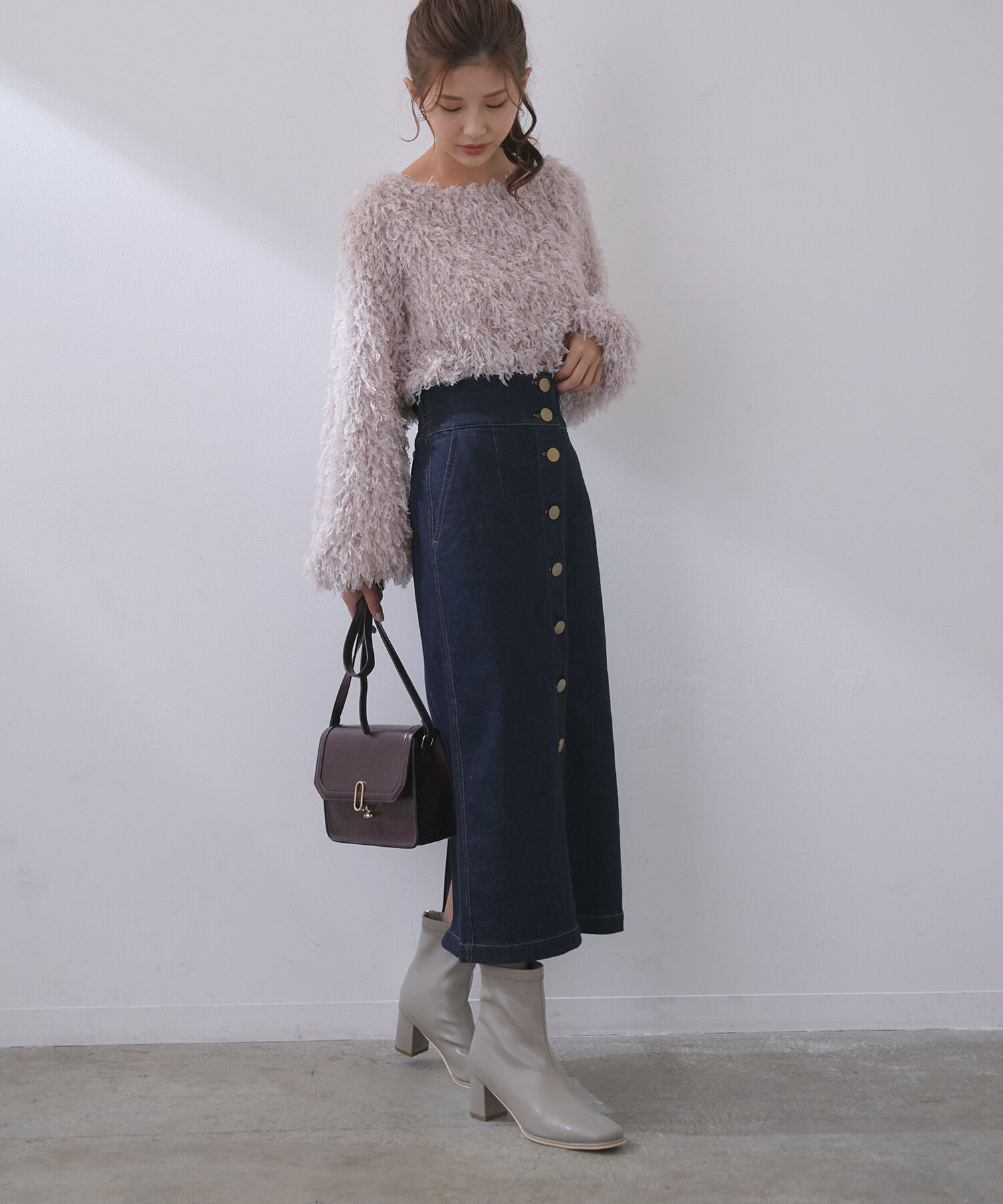 vis-a-vis「【WEB限定】【追加生産】ストレッチ性抜群。デニムIラインハイウェストスカート」|スカート|