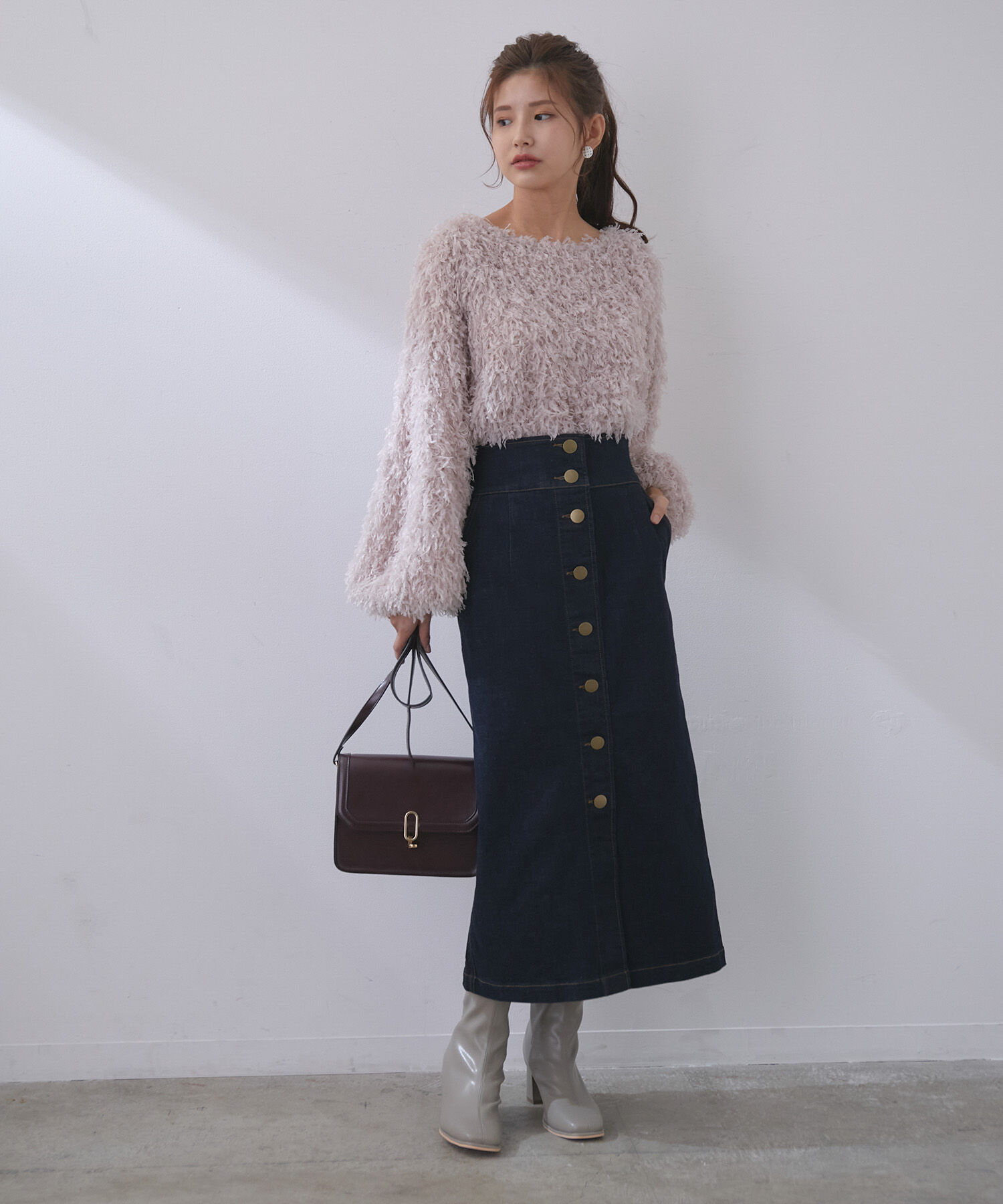 vis-a-vis「【WEB限定】【追加生産】ストレッチ性抜群。デニムIラインハイウェストスカート」|スカート|