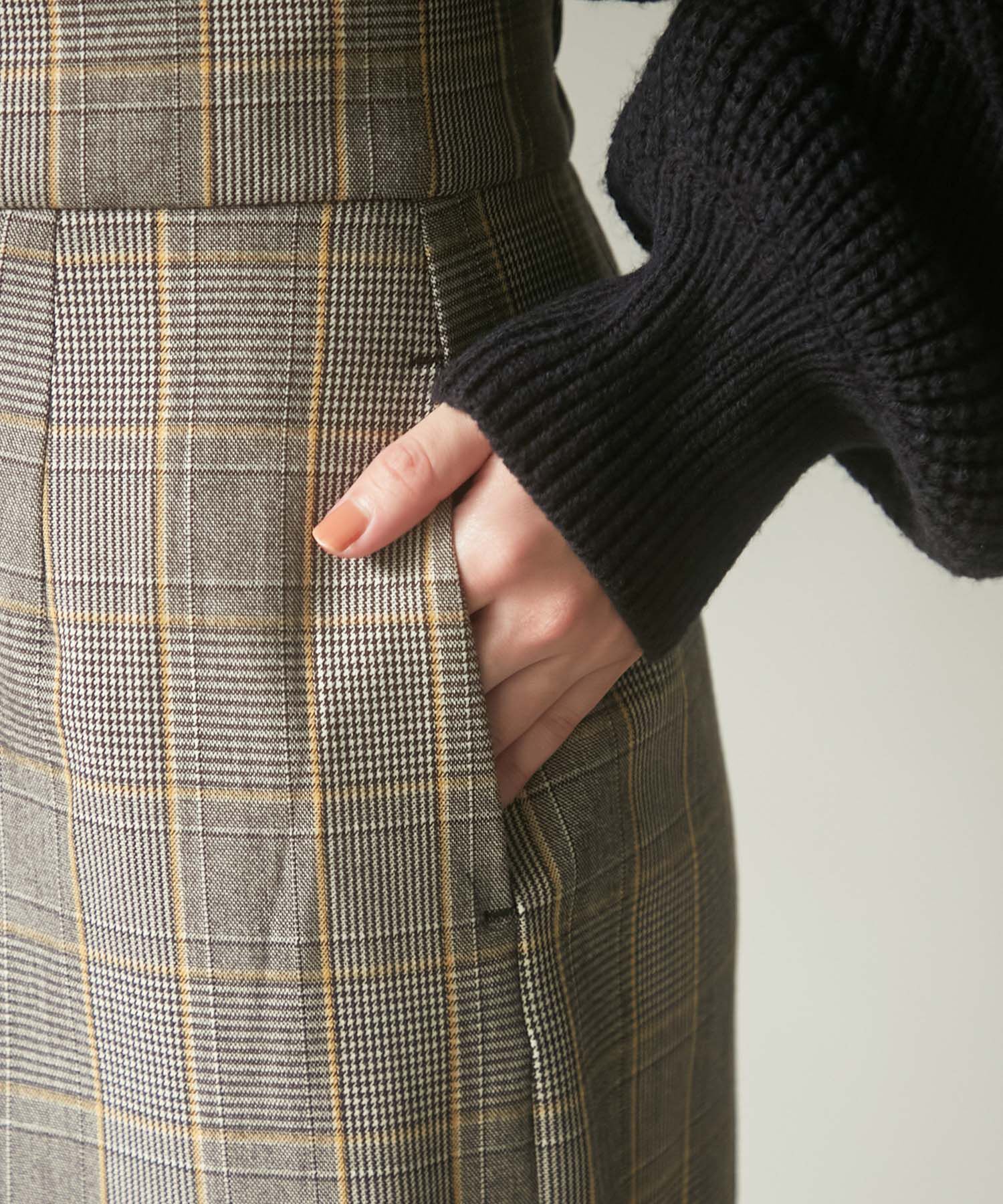 VIS「【HOT BEAUTY STRETCH】暖かく動きやすいタイトスカート」|スカート|